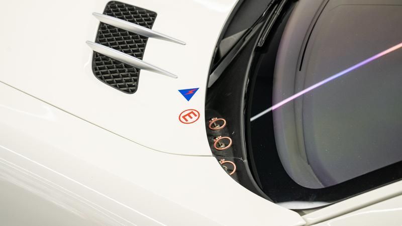Mercedes-Benz SLS view 28