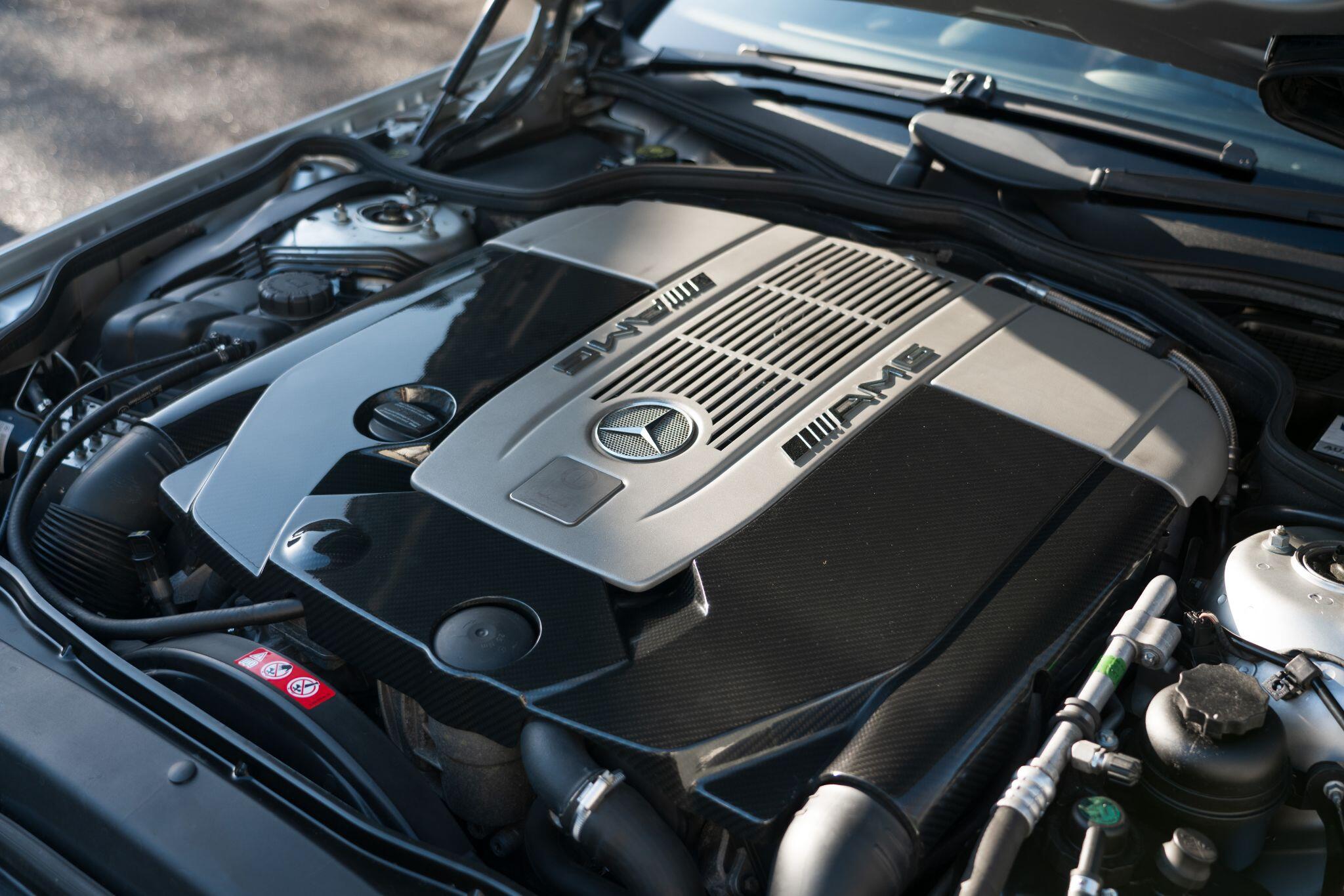 Mercedes-Benz SL view 22