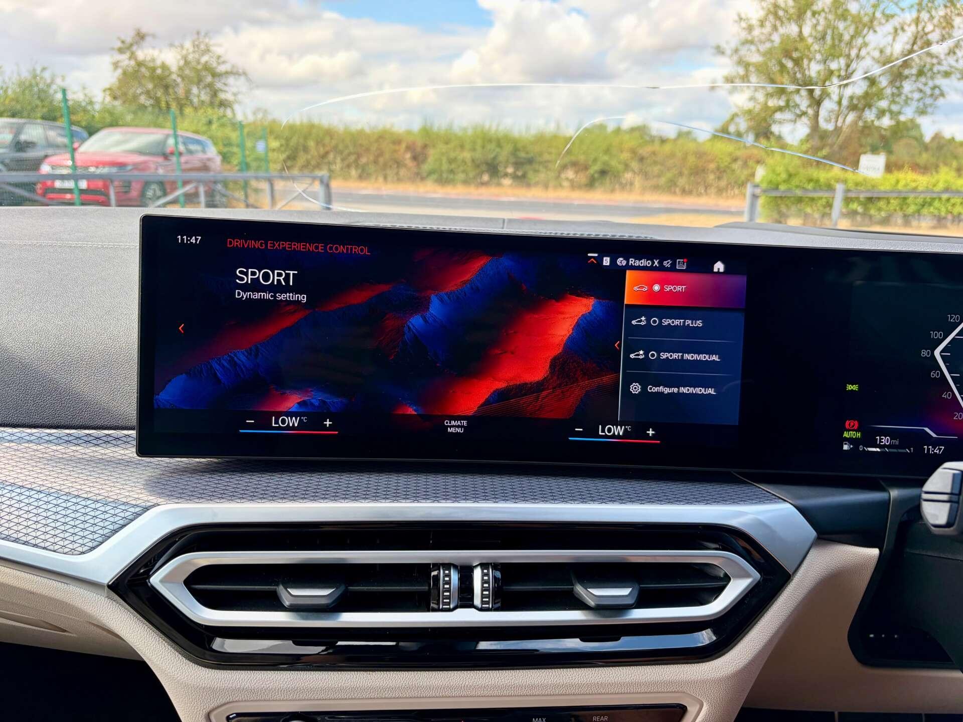 BMW 3 Series view 52