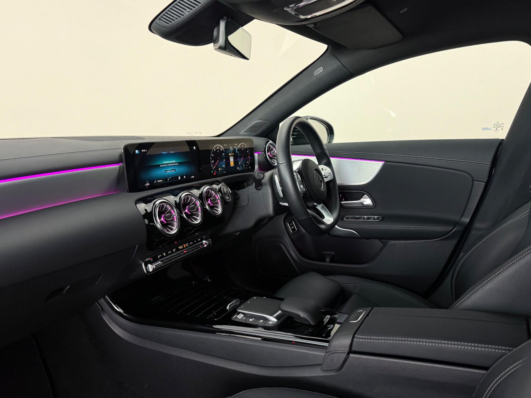Mercedes-Benz Cla view 4