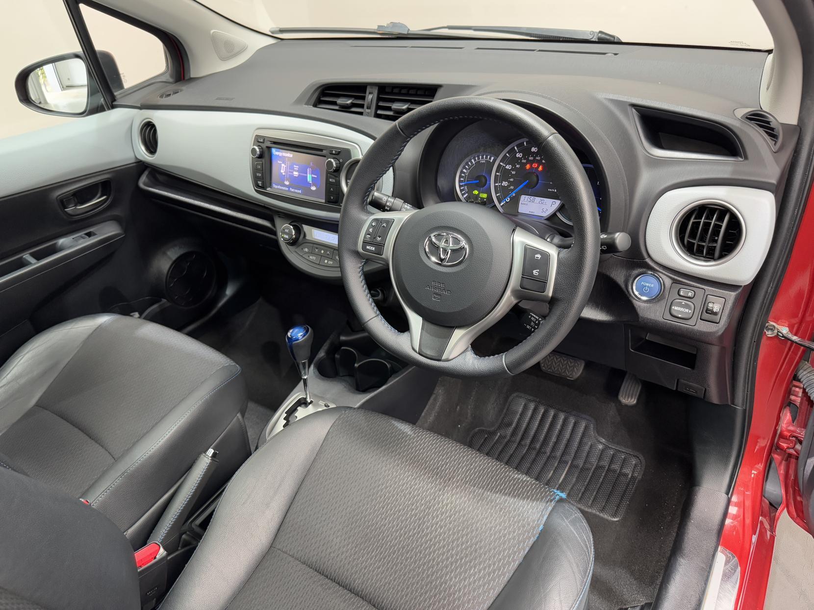 Toyota Yaris view 18