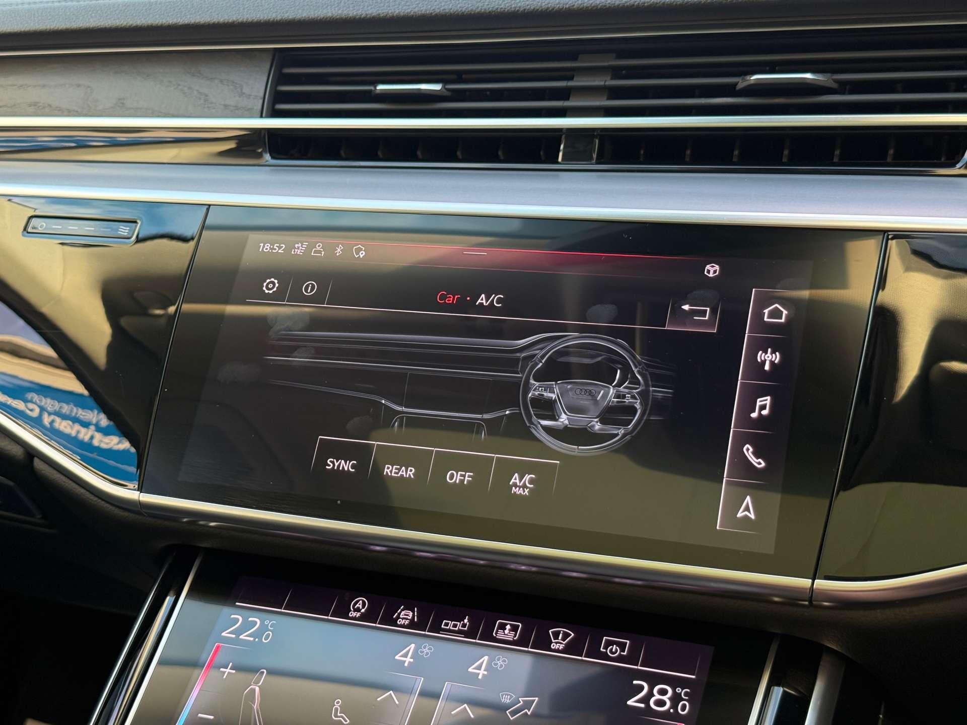 Audi A8 view 72