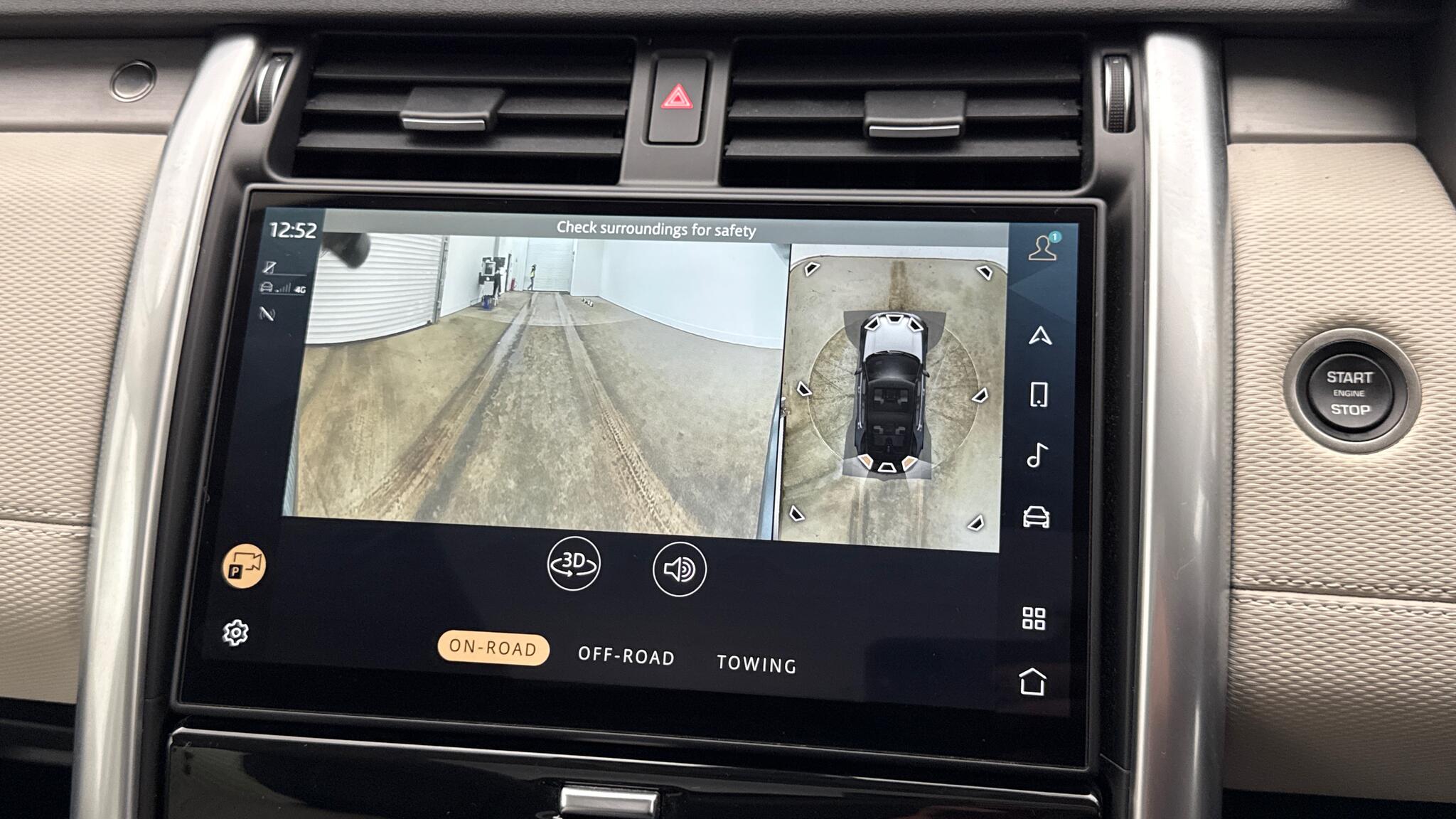 Land Rover Discovery view 12