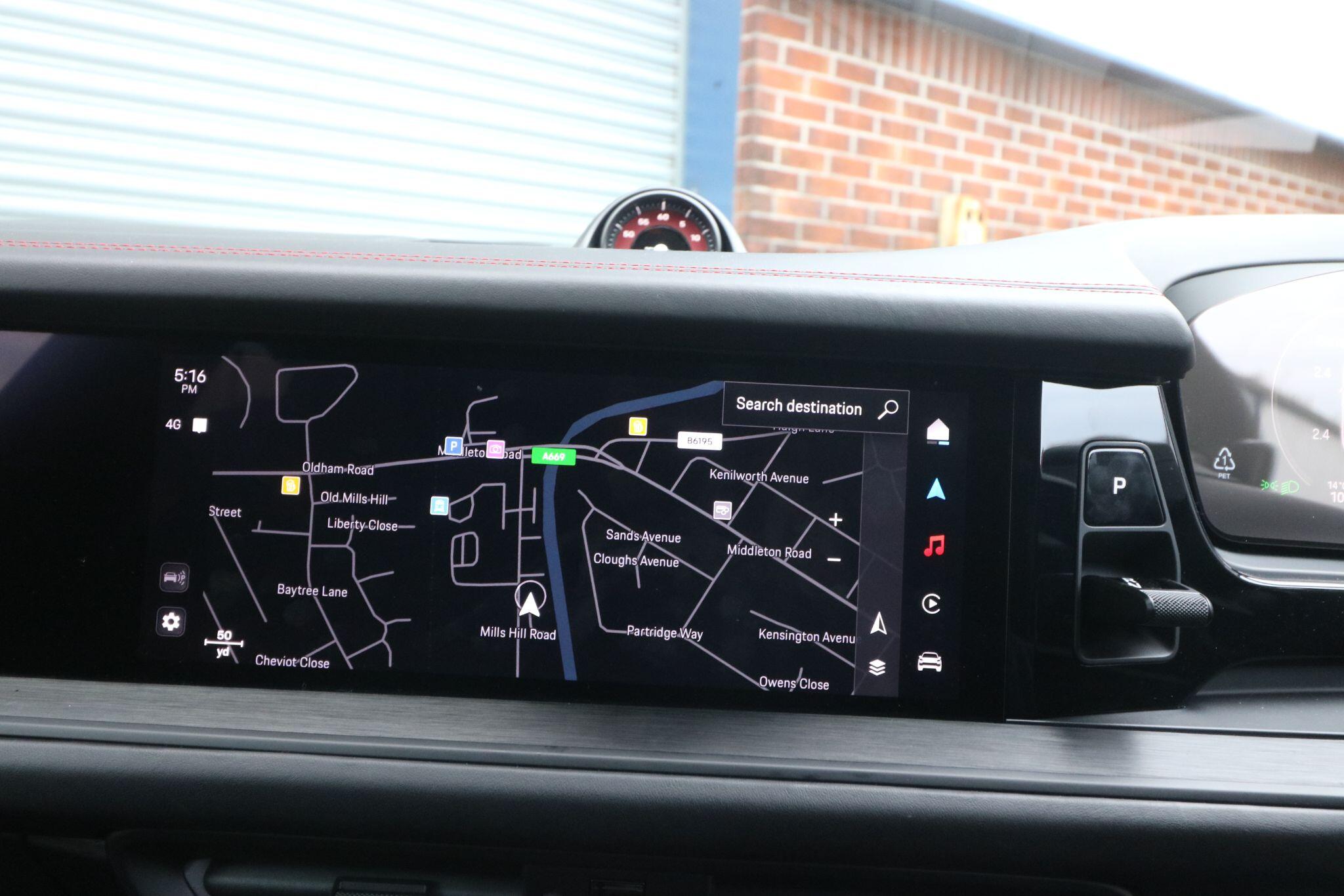 Porsche Cayenne view 26