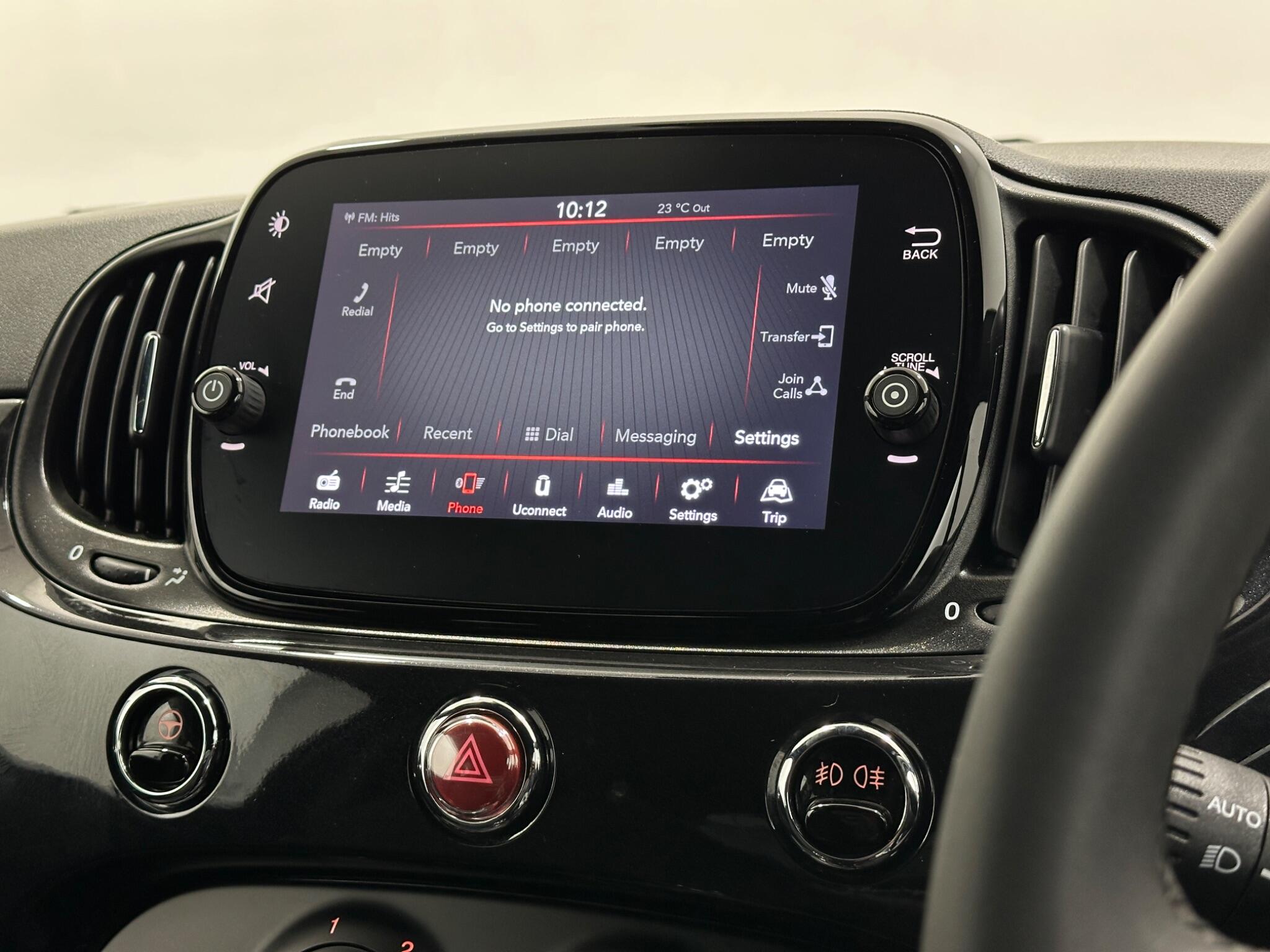 Fiat 500c view 23