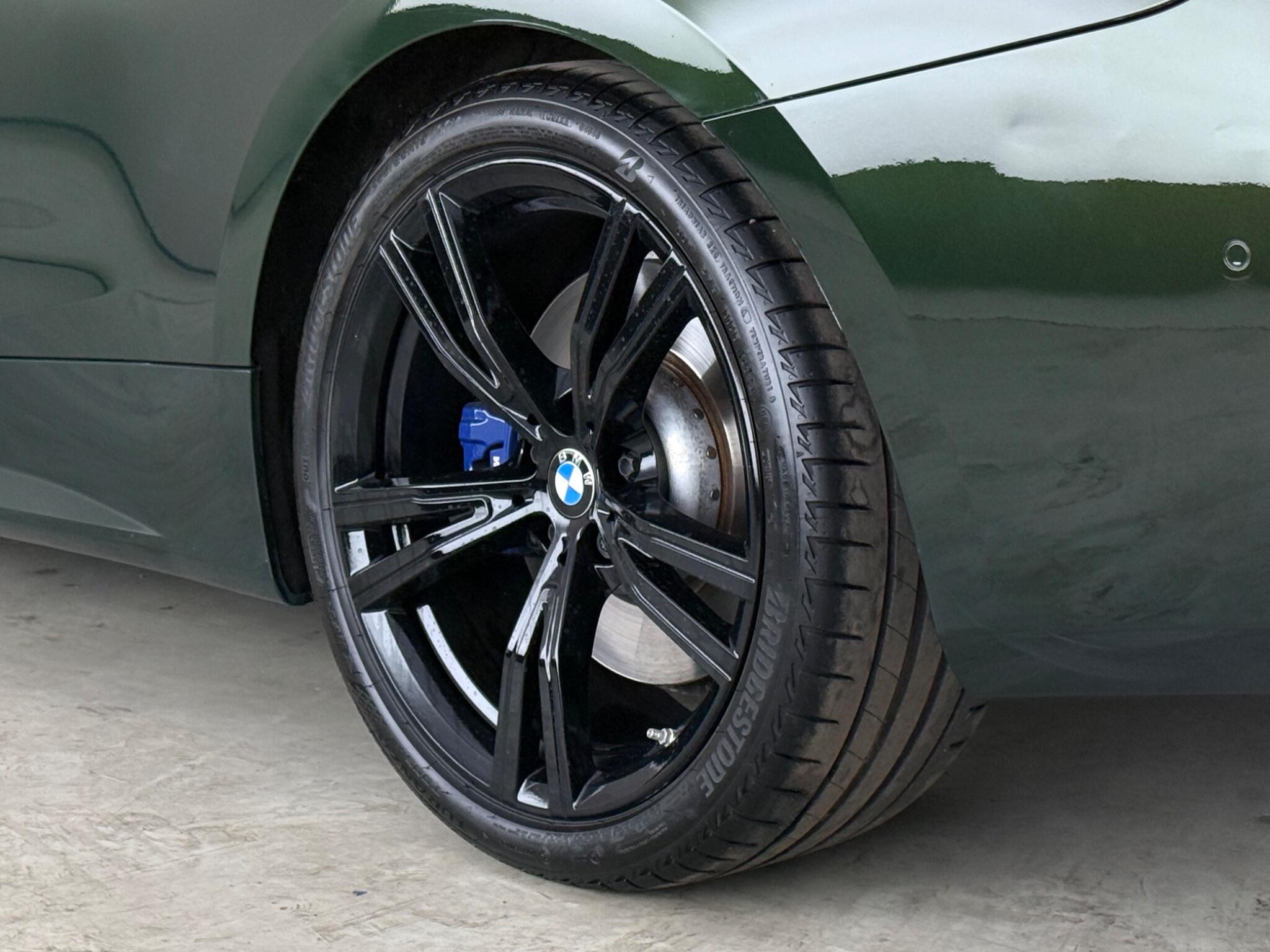 BMW 4 Series view 9