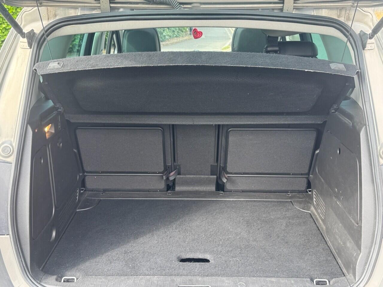 Vauxhall Meriva view 22