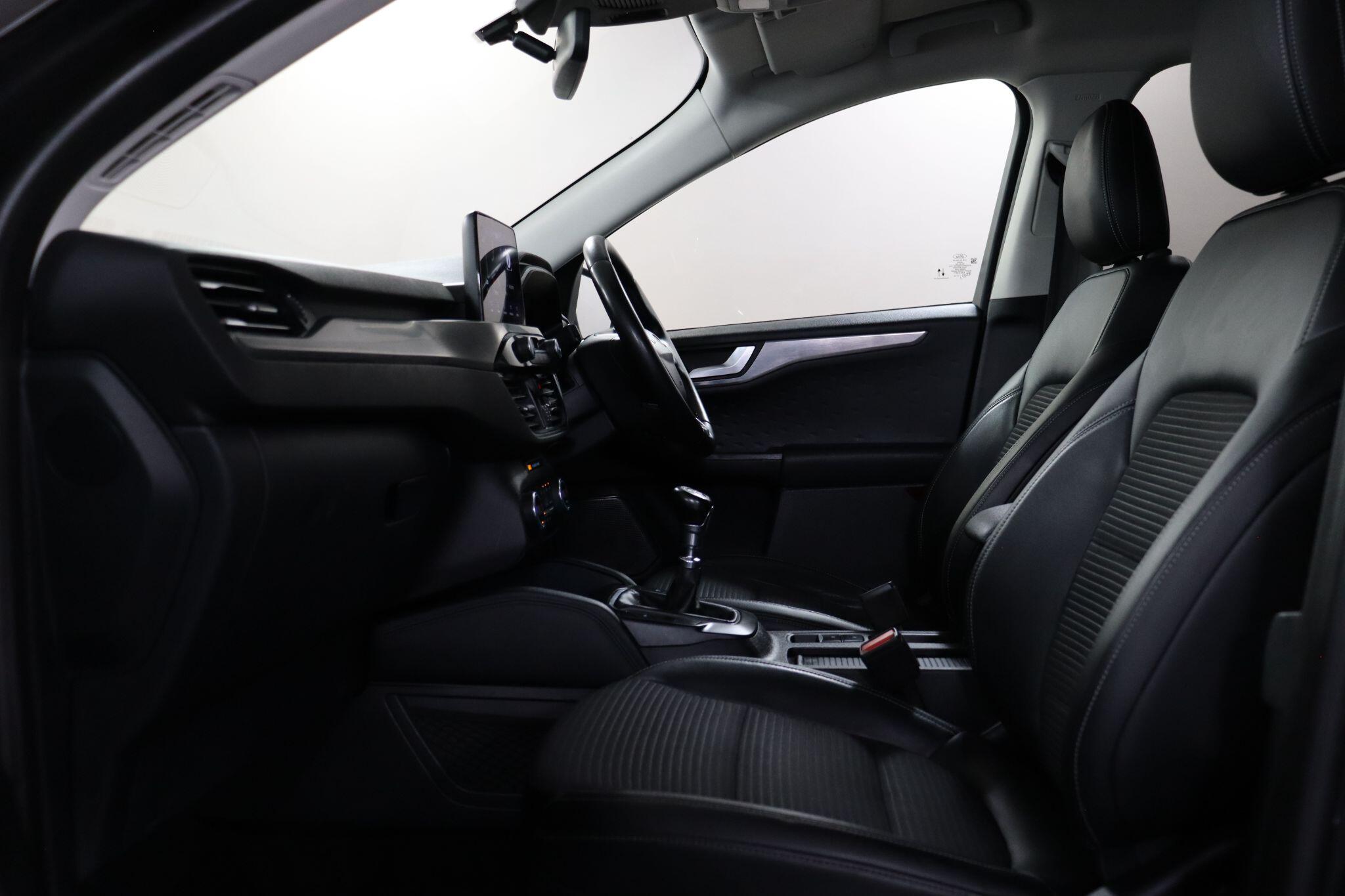 Ford Kuga view 43