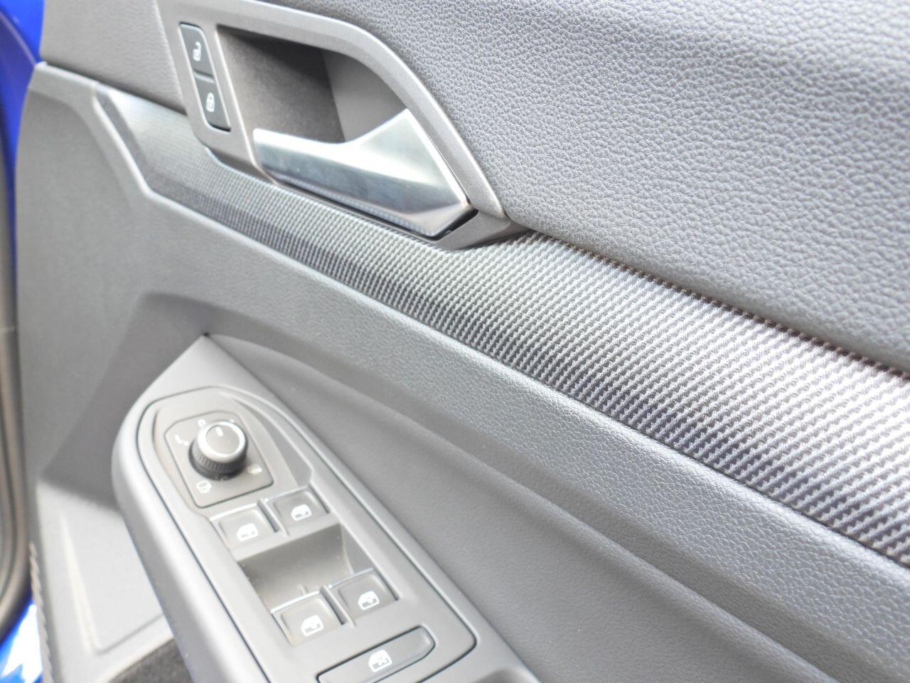 Volkswagen Golf view 45