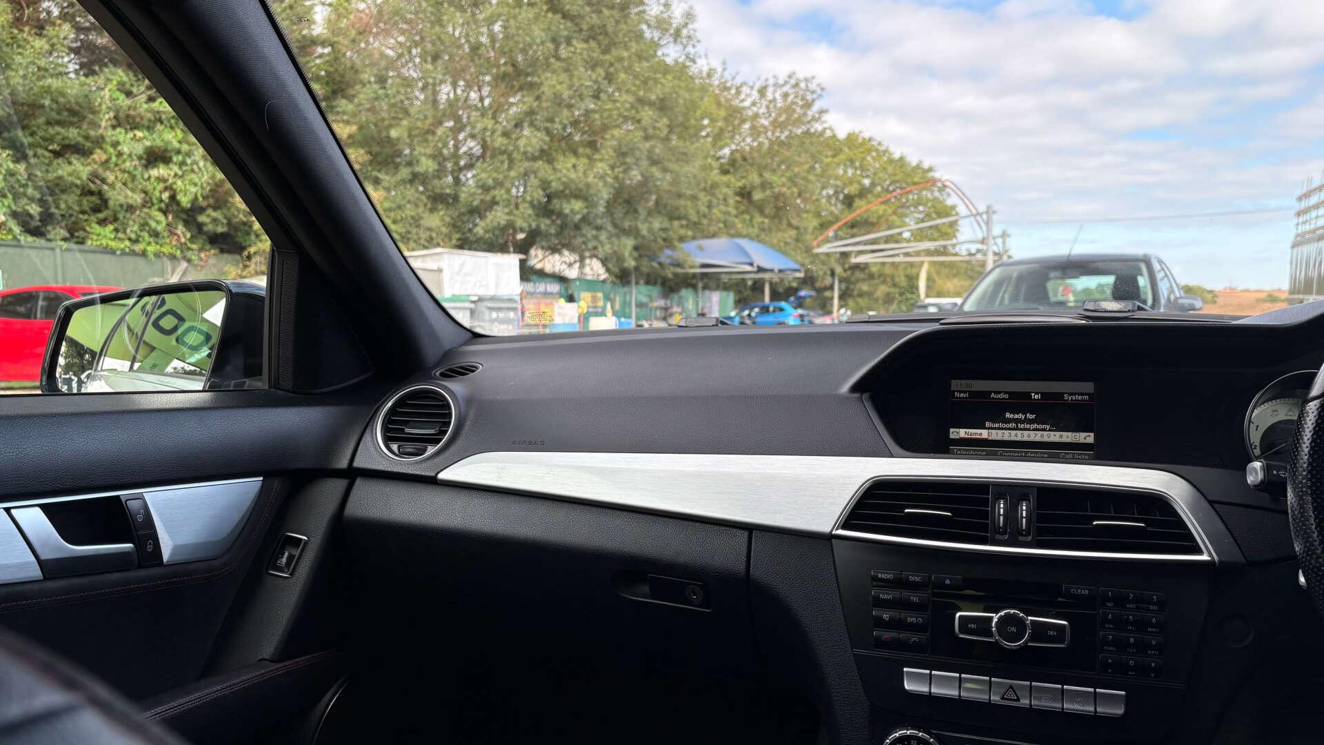 Mercedes-Benz C-Class view 4