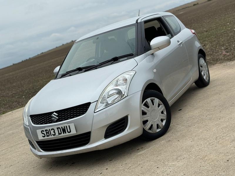 2013 Suzuki Swift image 15