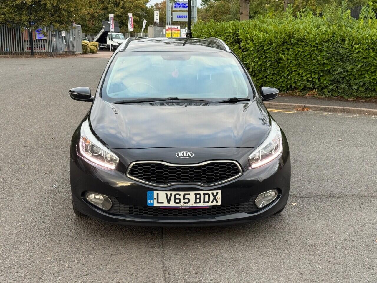 Kia Ceed view 2
