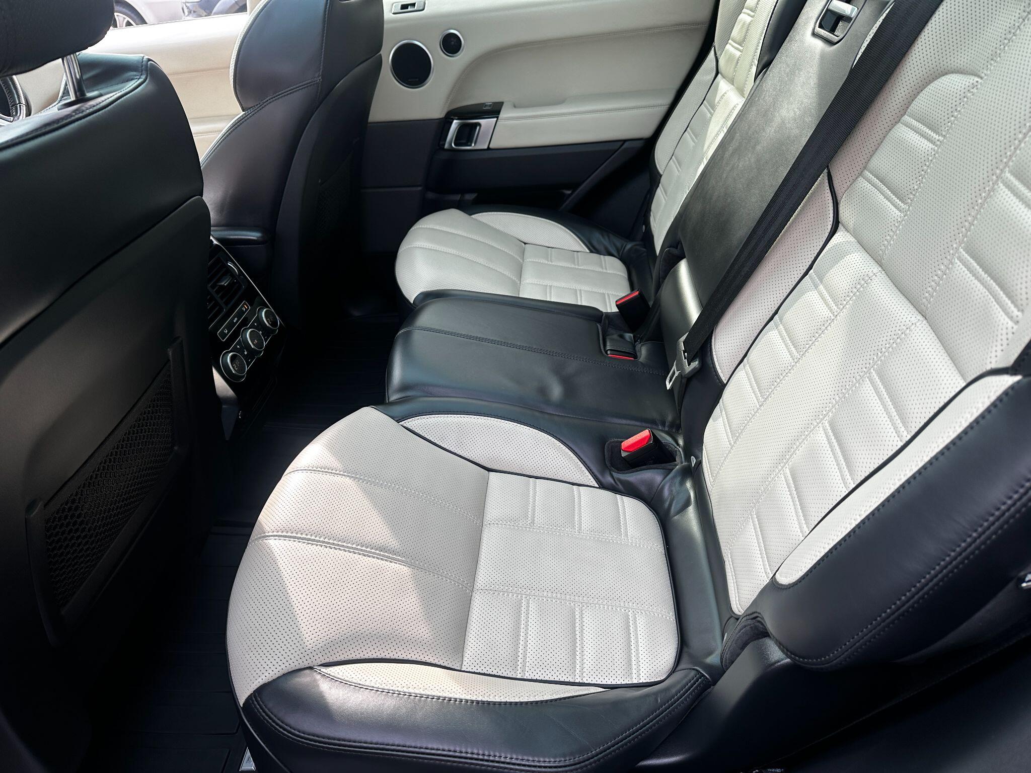 Land Rover Range Rover Sport view 35