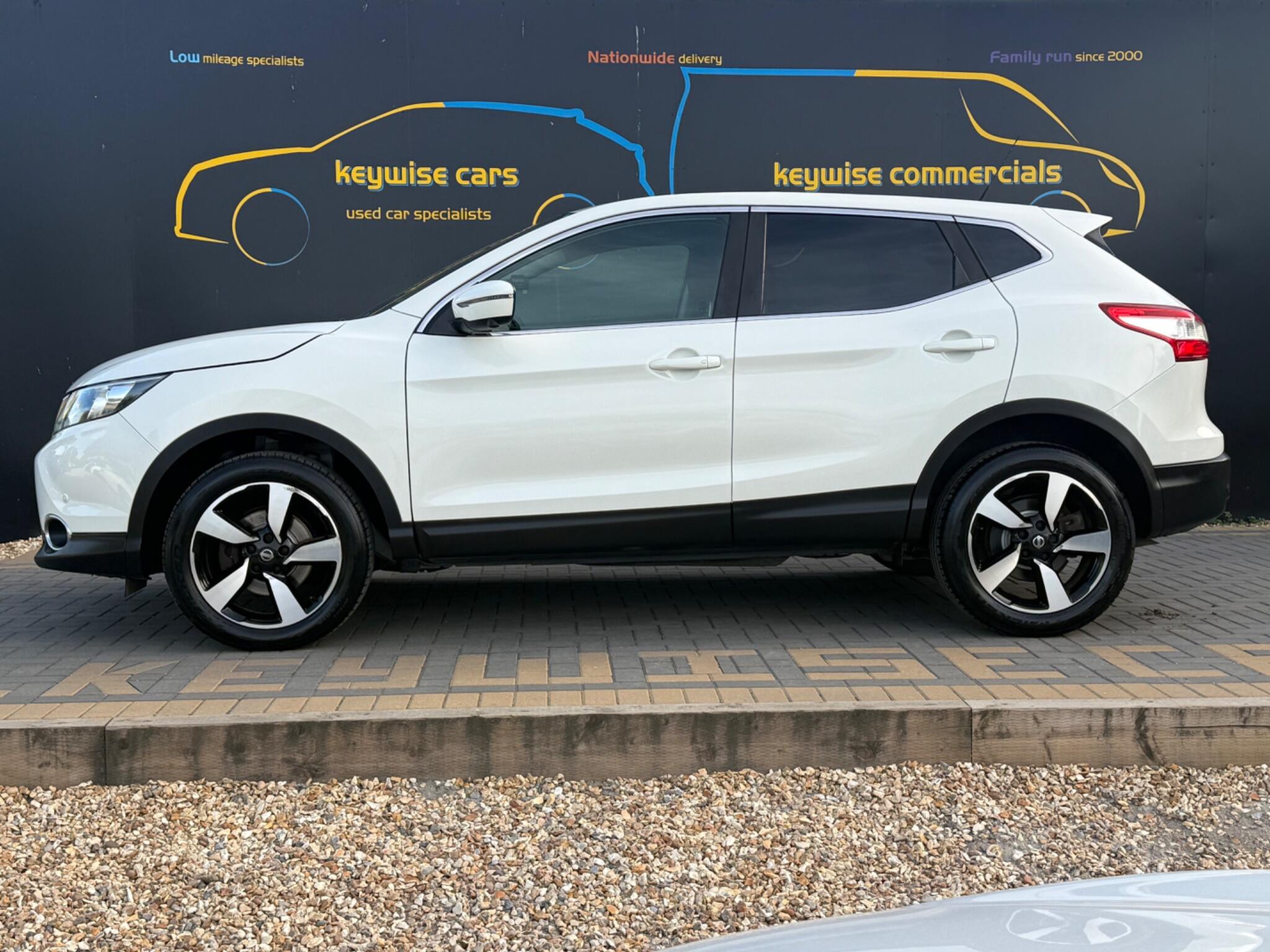 Nissan Qashqai view 2