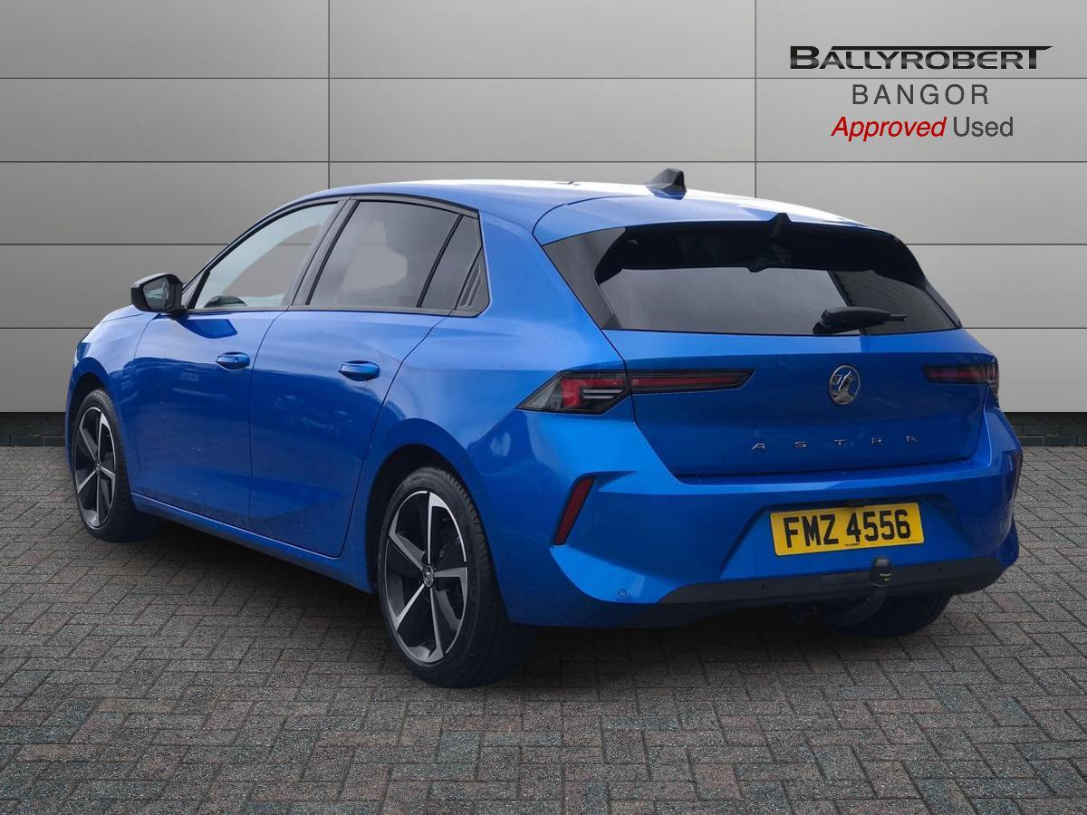 Vauxhall Astra view 2
