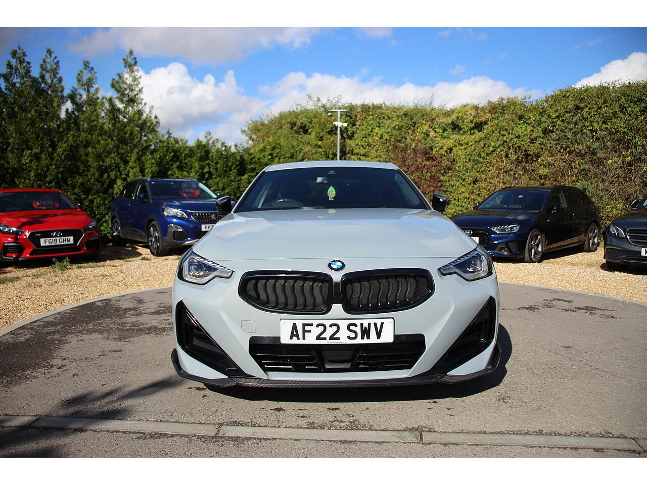 BMW 2 Series view 3