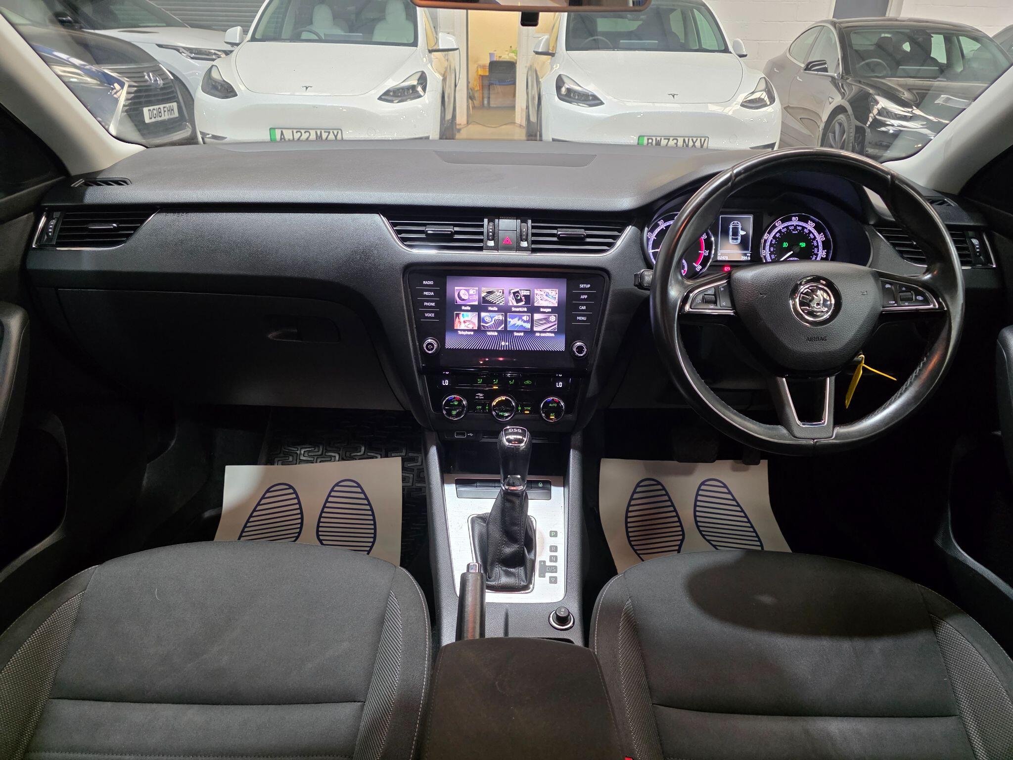 Skoda Octavia view 5