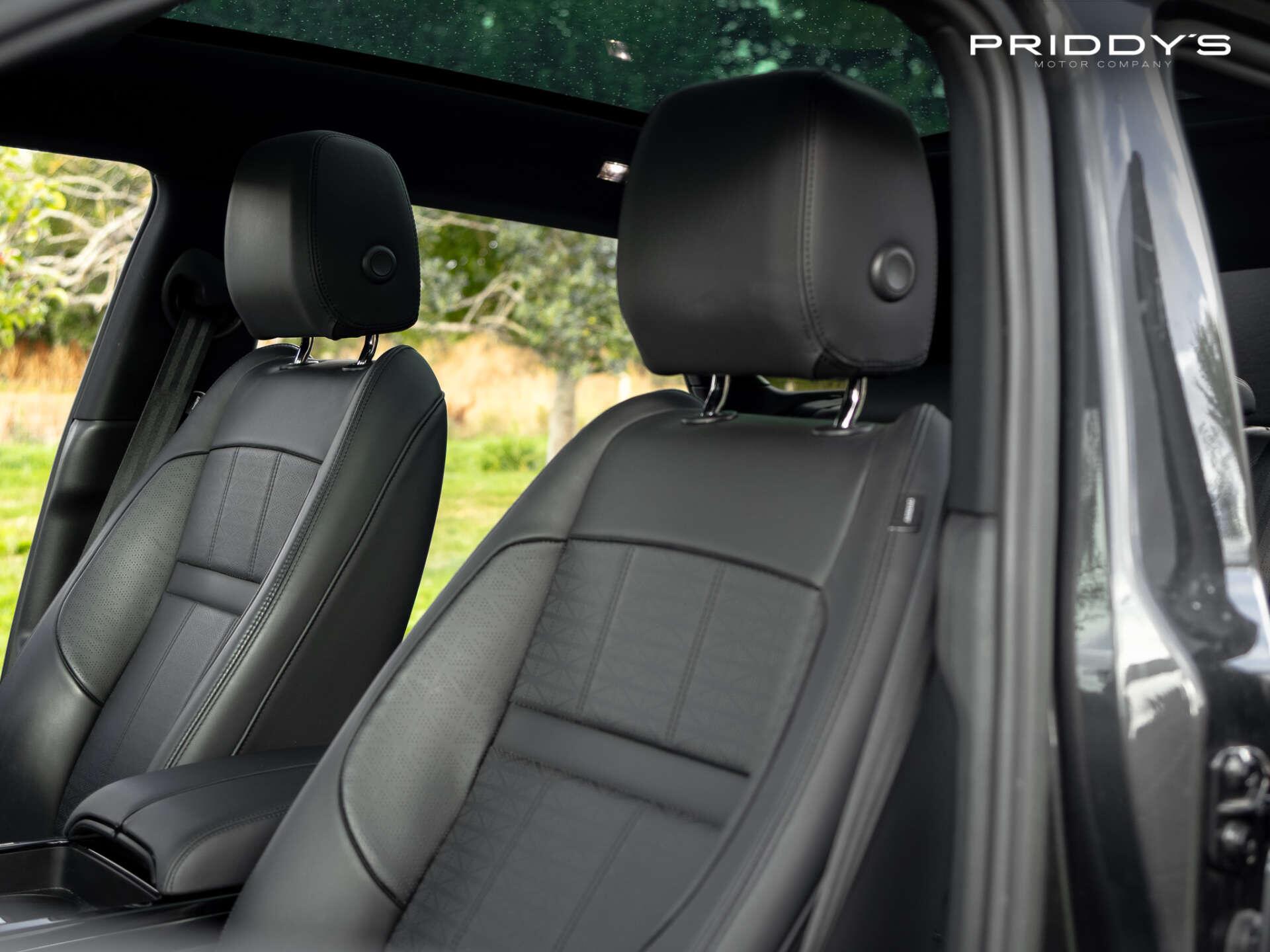 Land Rover Range Rover Evoque view 31