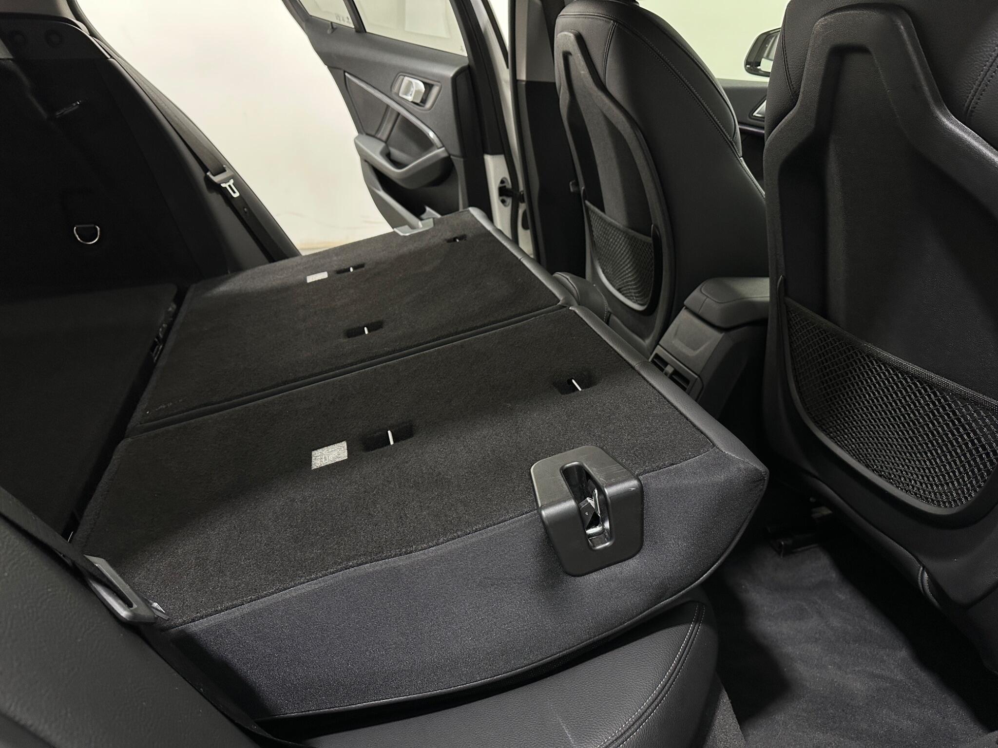BMW 1 Series view 47