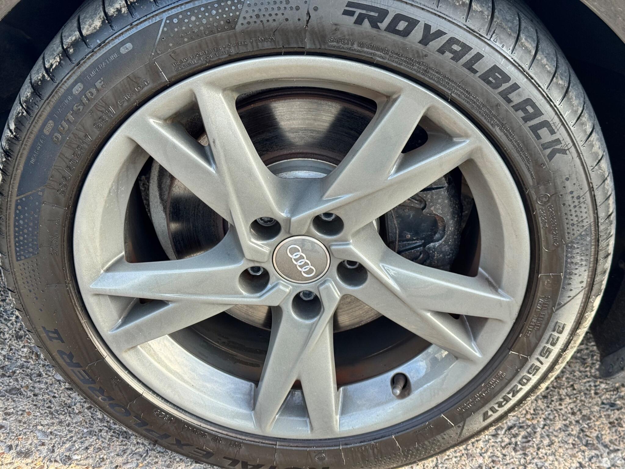 Audi A4 view 38