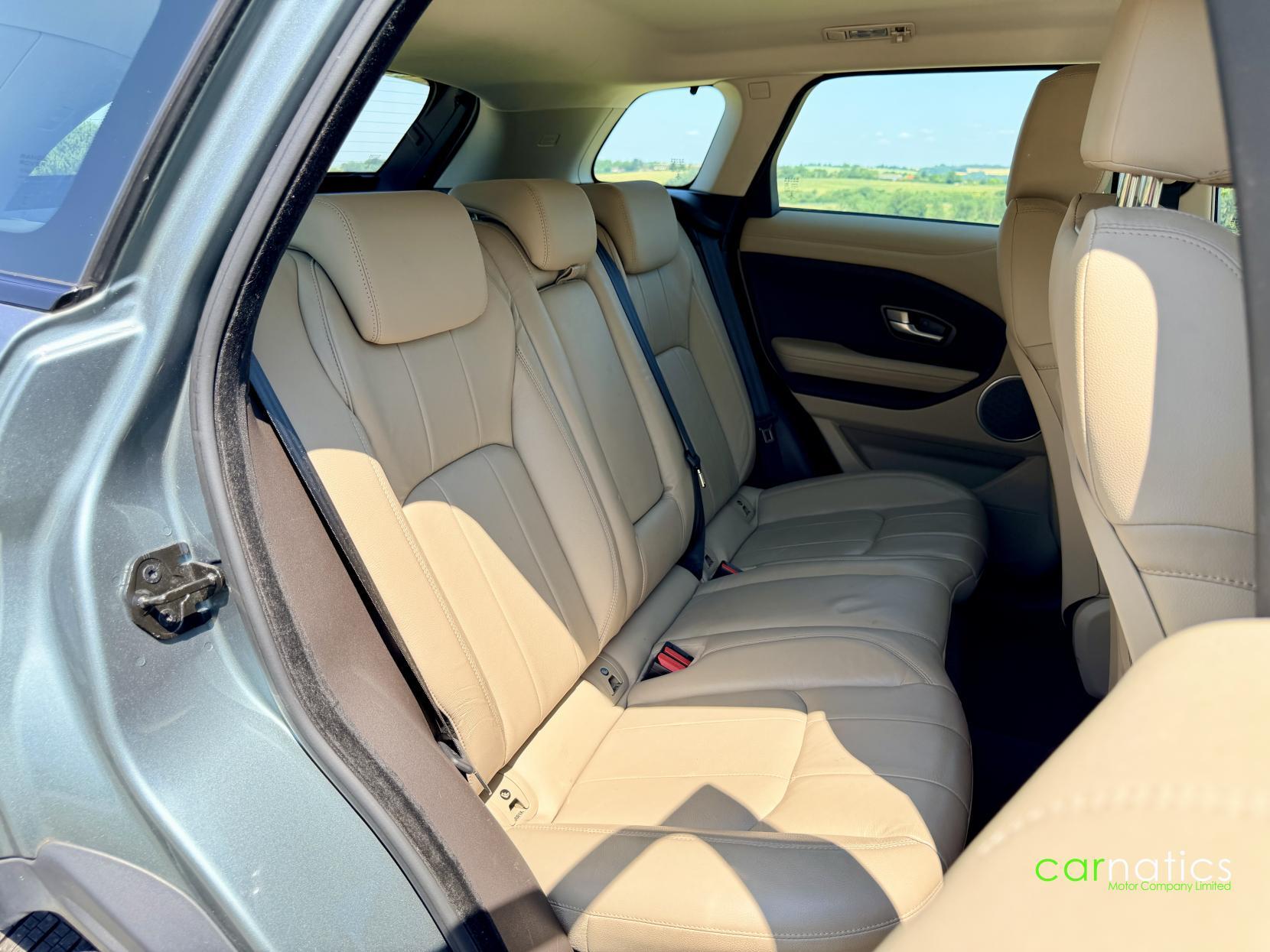 Land Rover Range Rover Evoque view 44