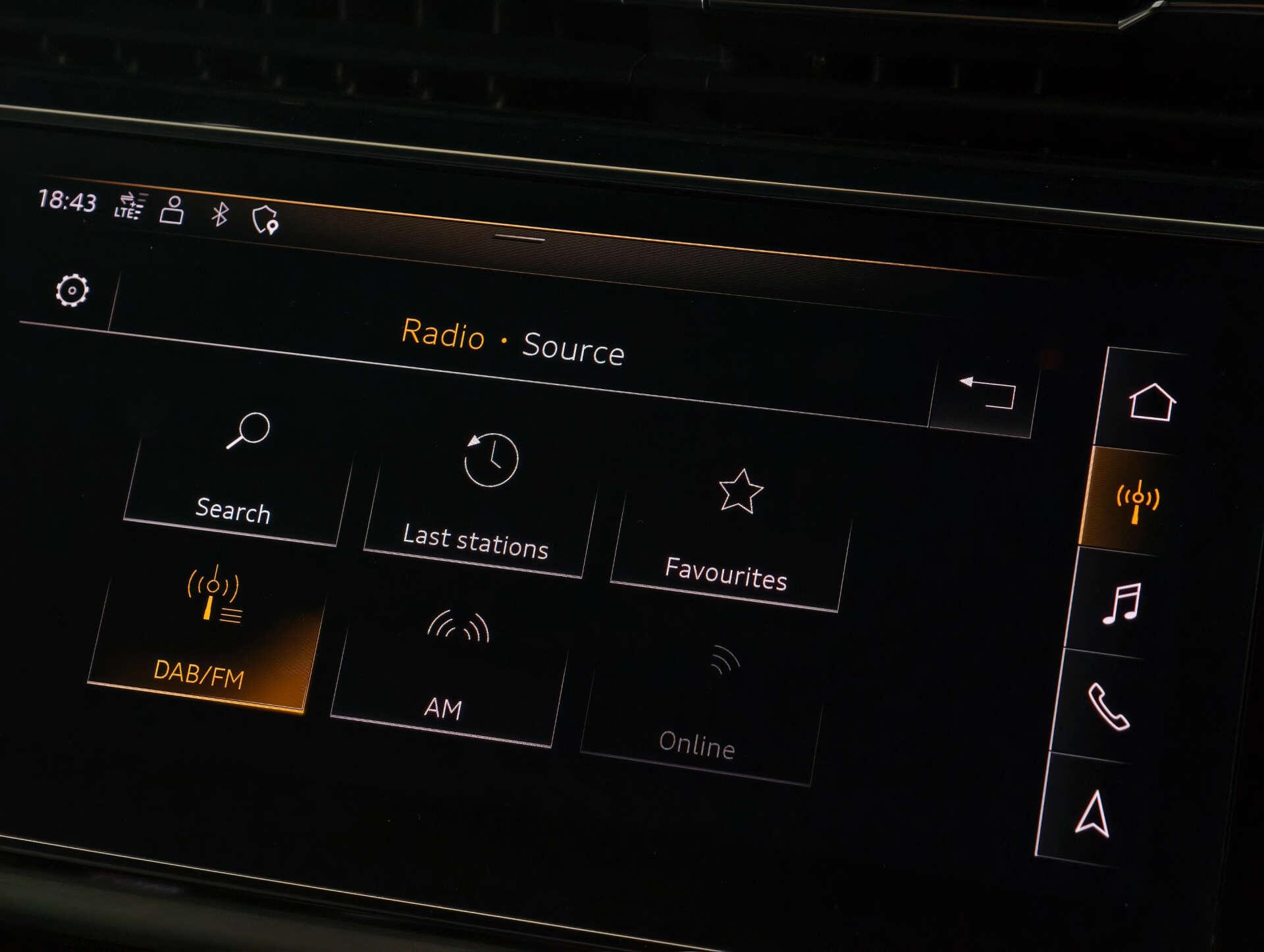 Audi SQ7 view 39