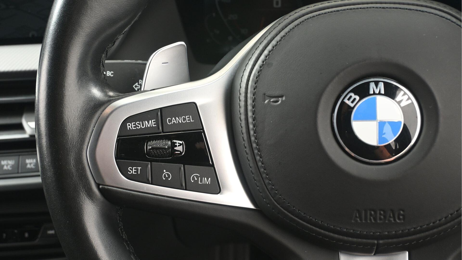 BMW 1 Series view 17