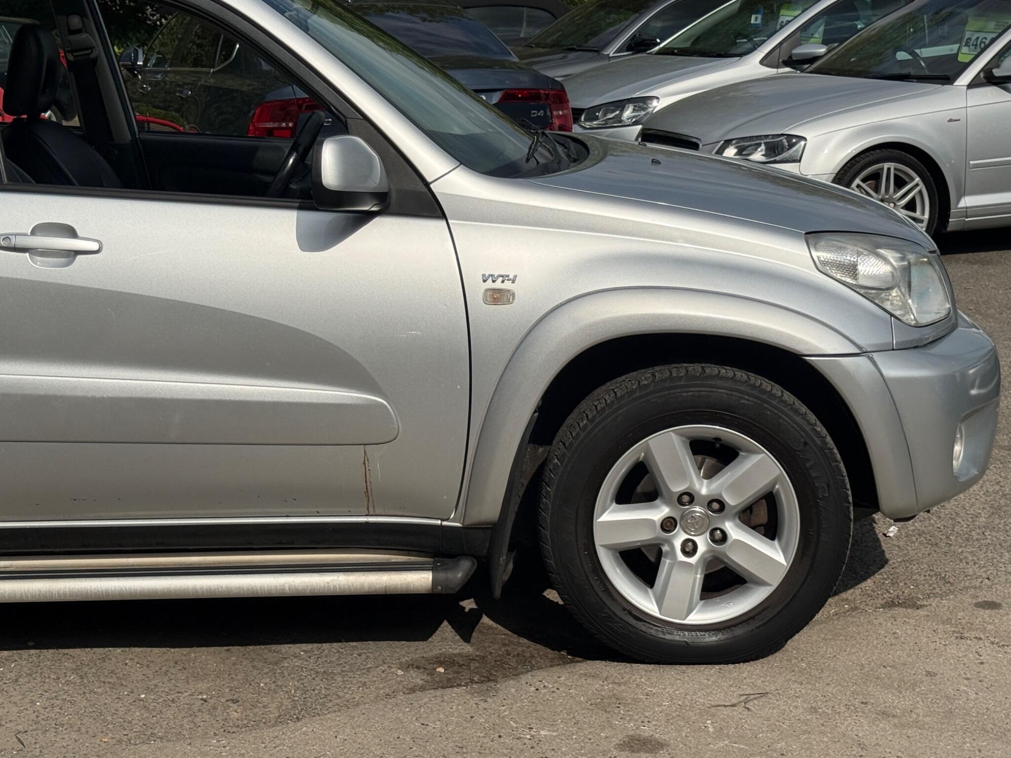 Toyota {Other Models} - Image 20