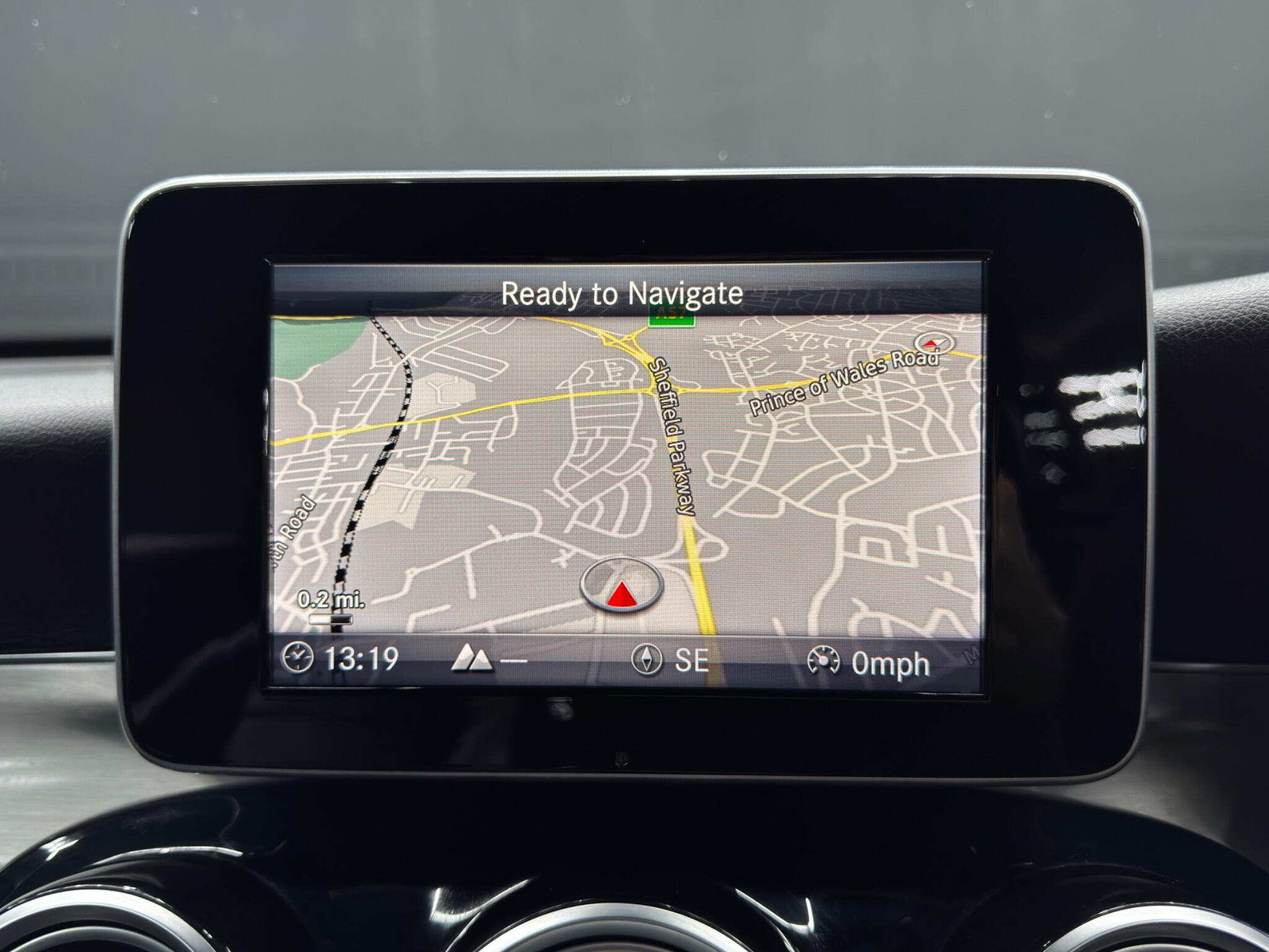 Mercedes-Benz GLC view 30