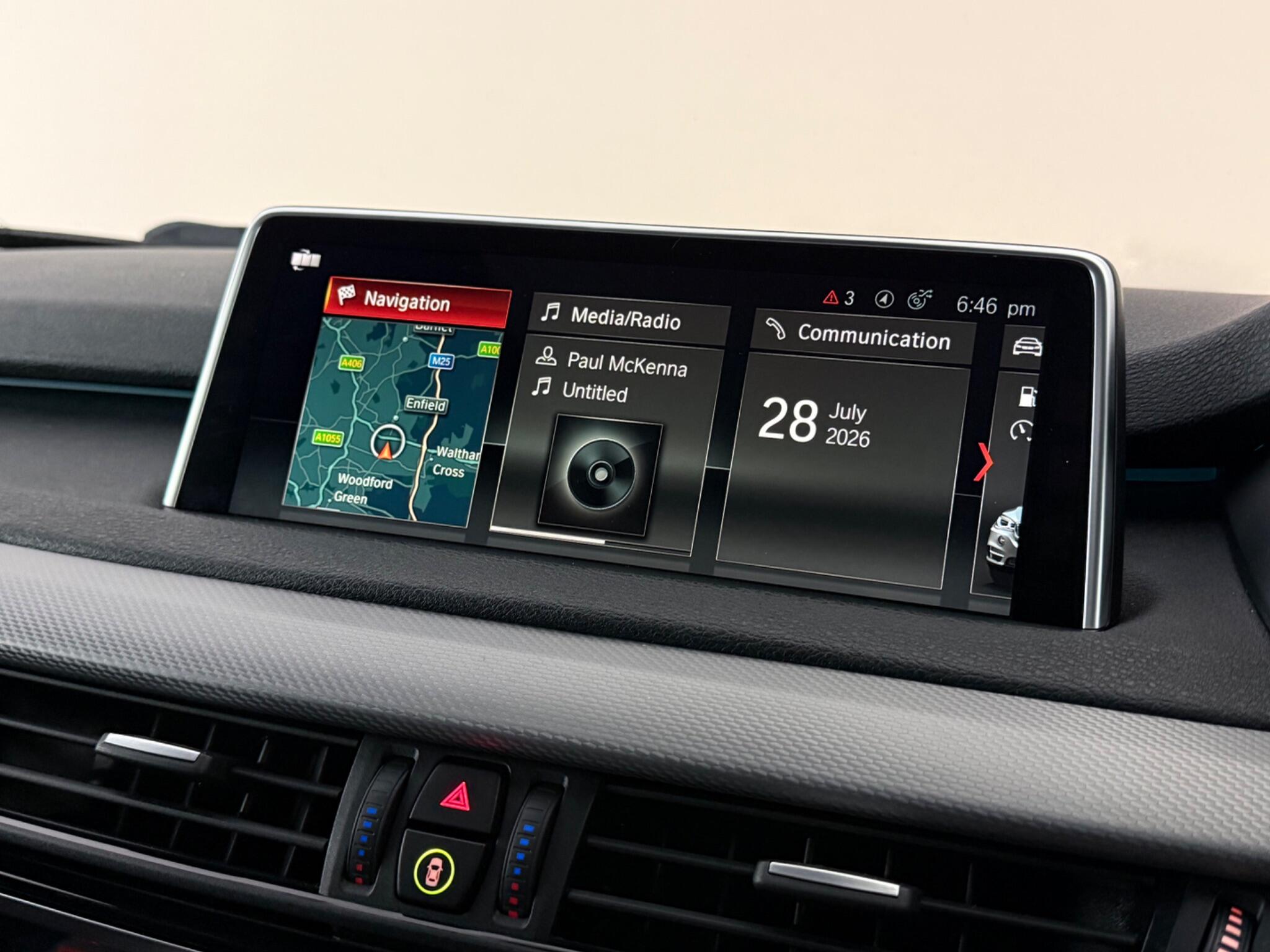 BMW X5 view 26