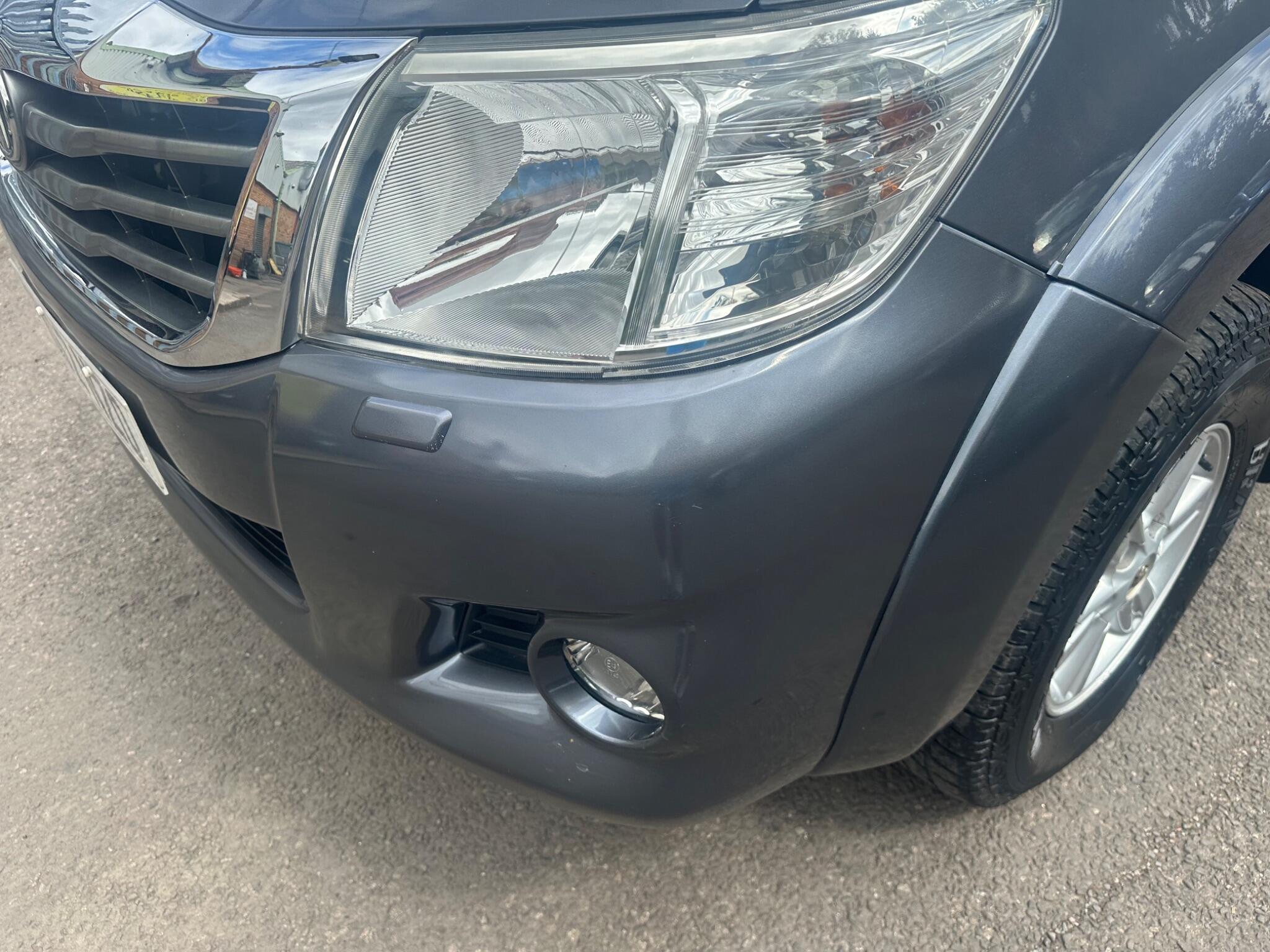 Toyota Hilux view 49