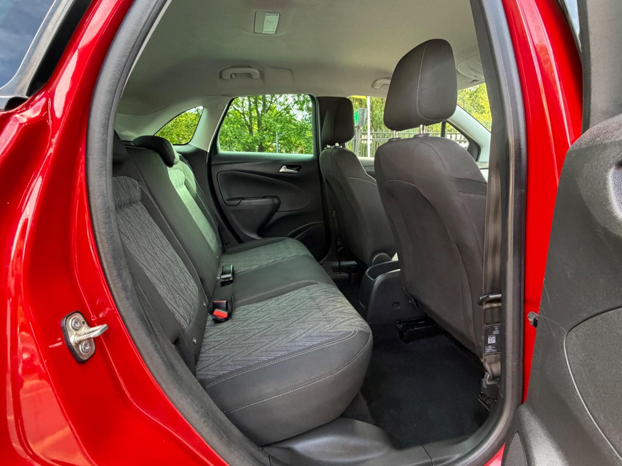 Vauxhall Crossland X view 18