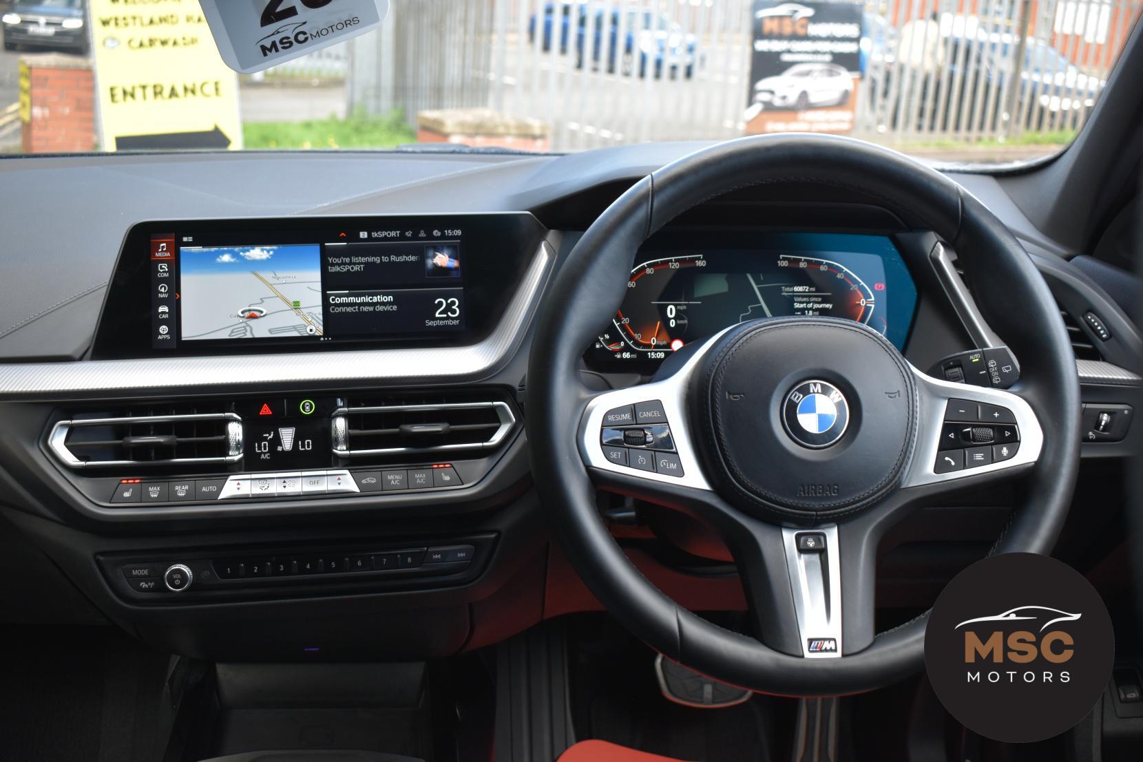 BMW 1 Series view 42