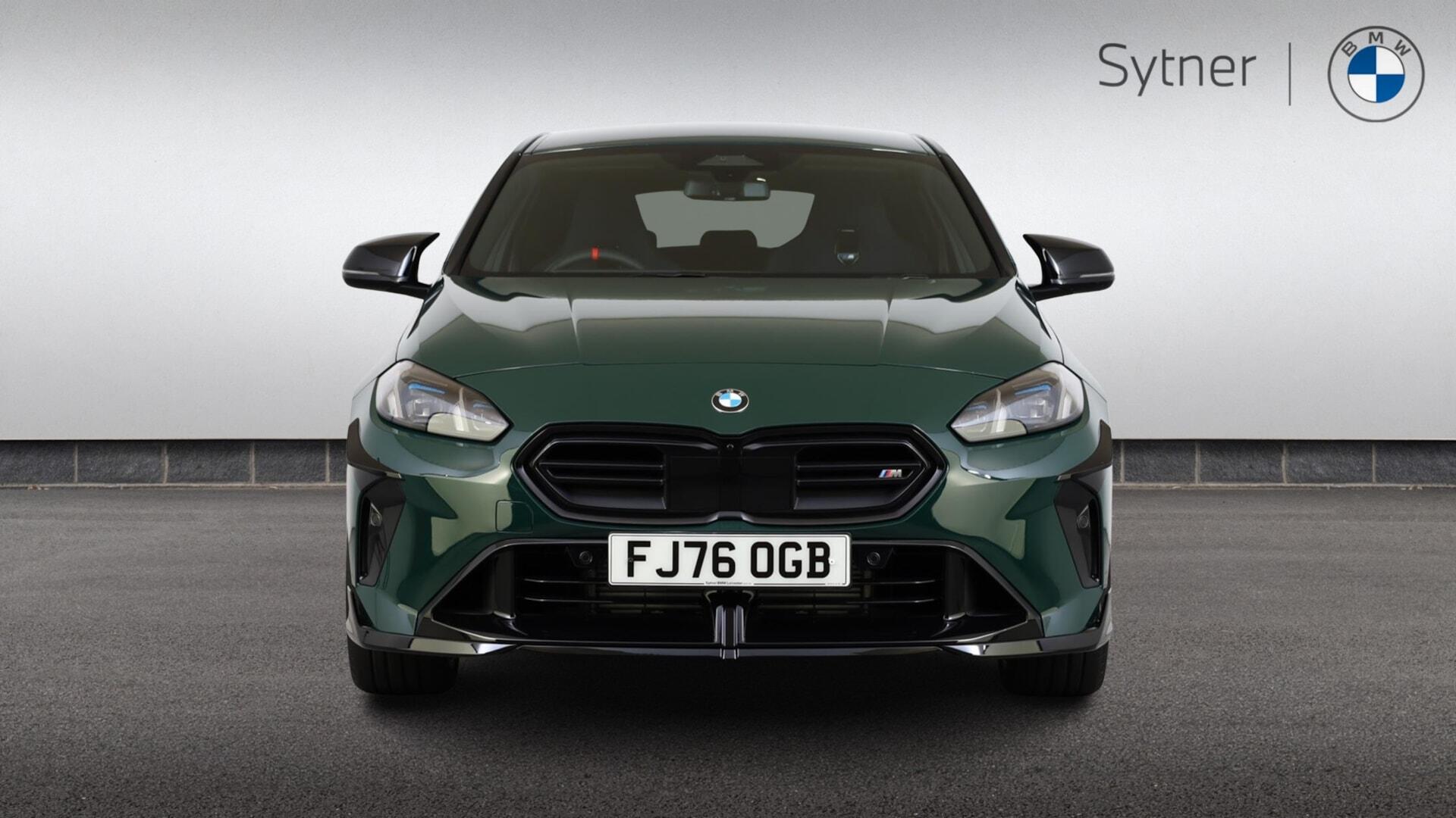 BMW 1 Series view 16