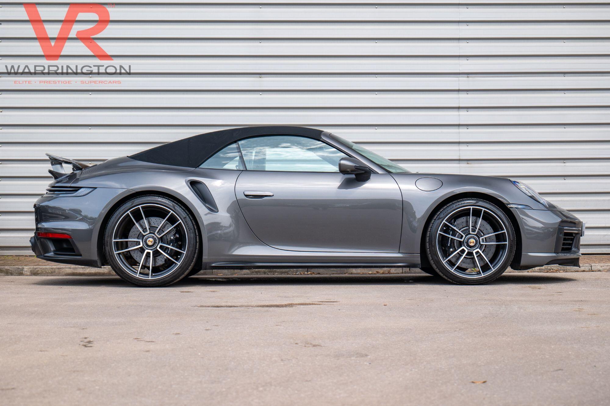 Porsche 911 view 20