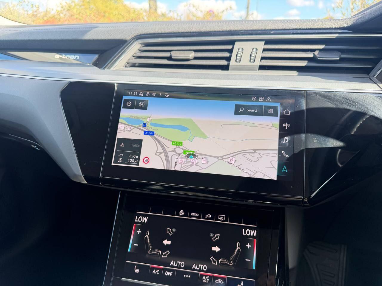 Audi E-Tron view 52