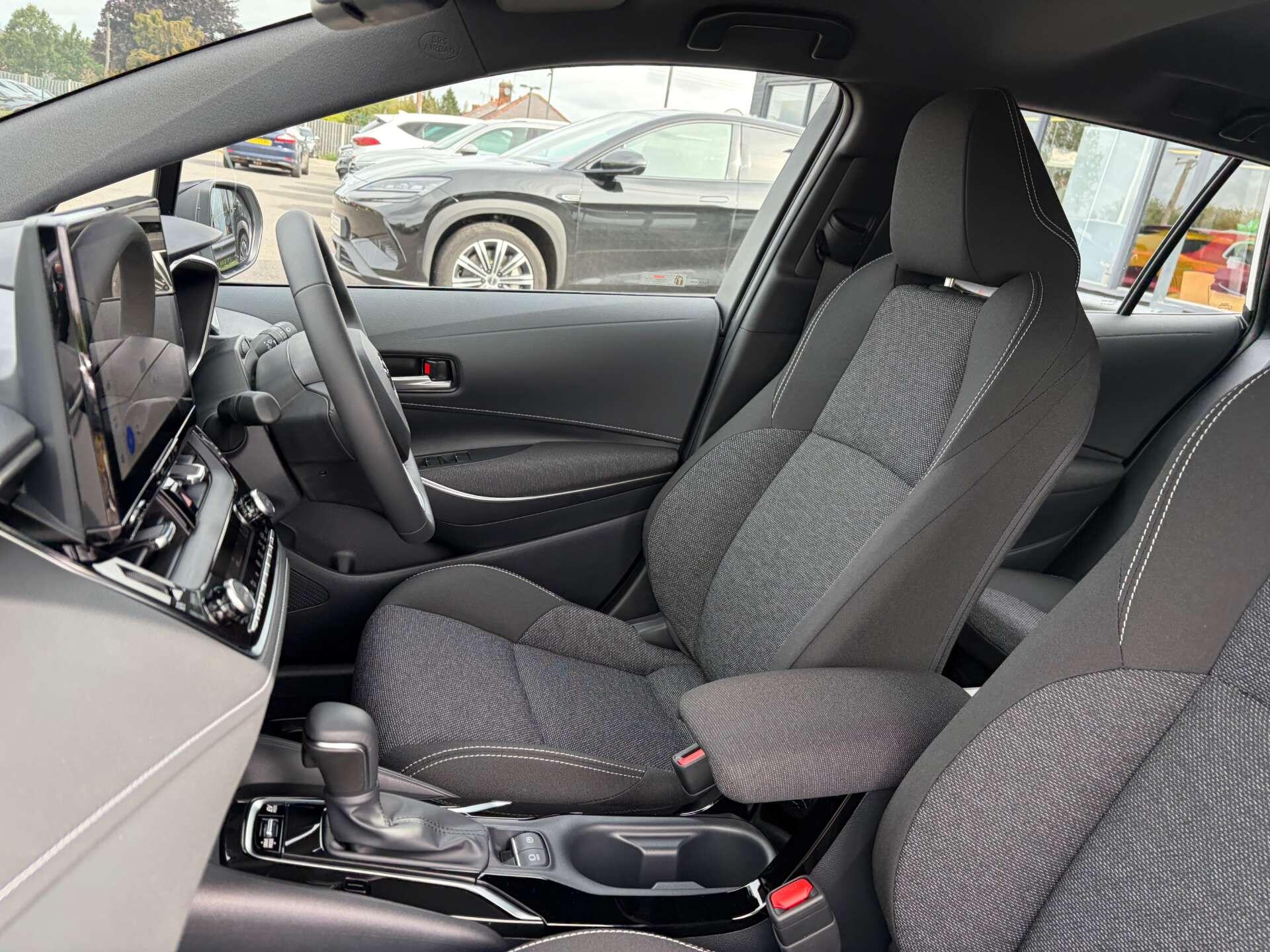 Toyota Corolla view 18