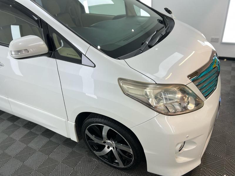 2009 Toyota Alphard image 5