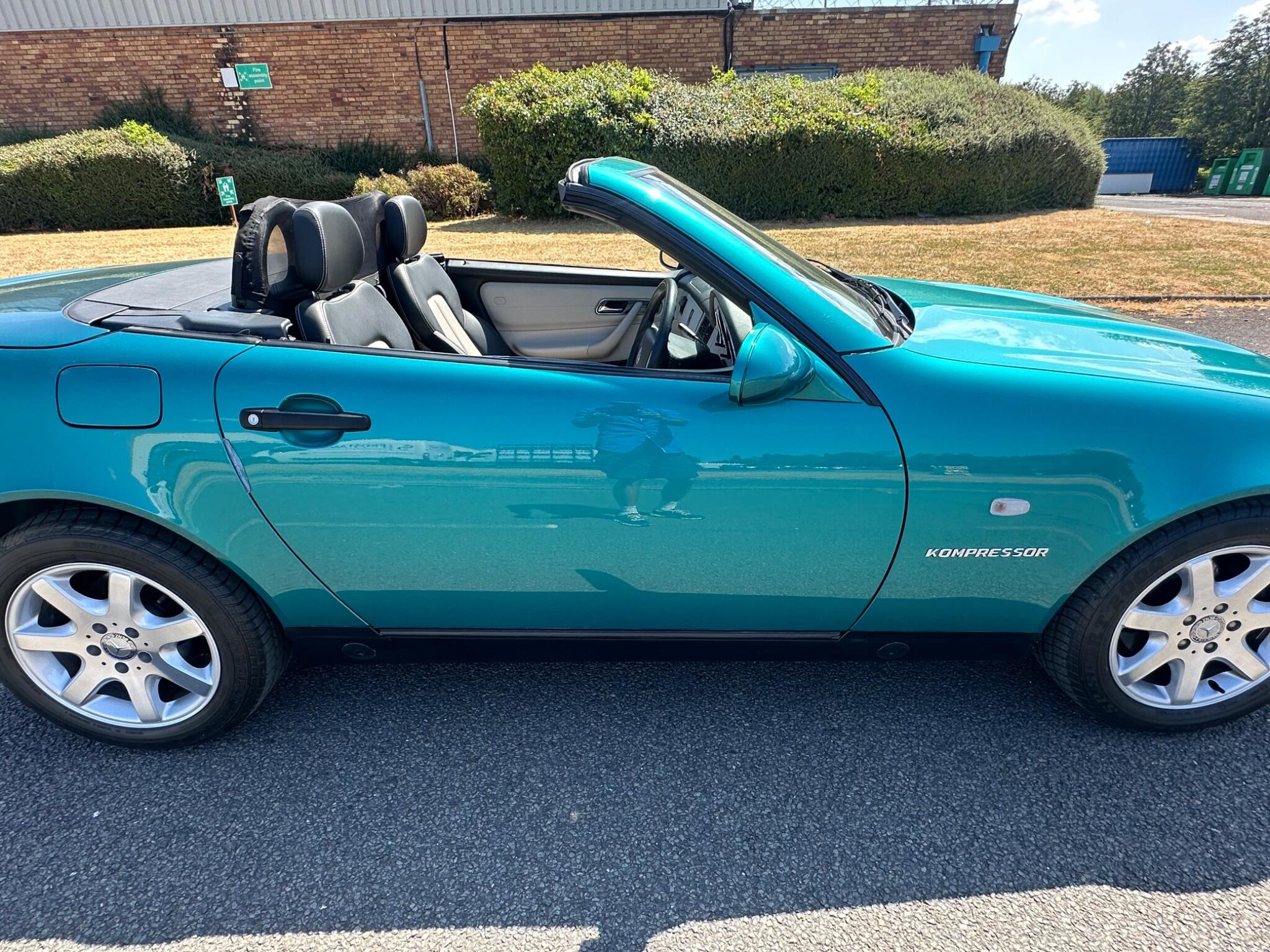 Mercedes-Benz SLK view 38