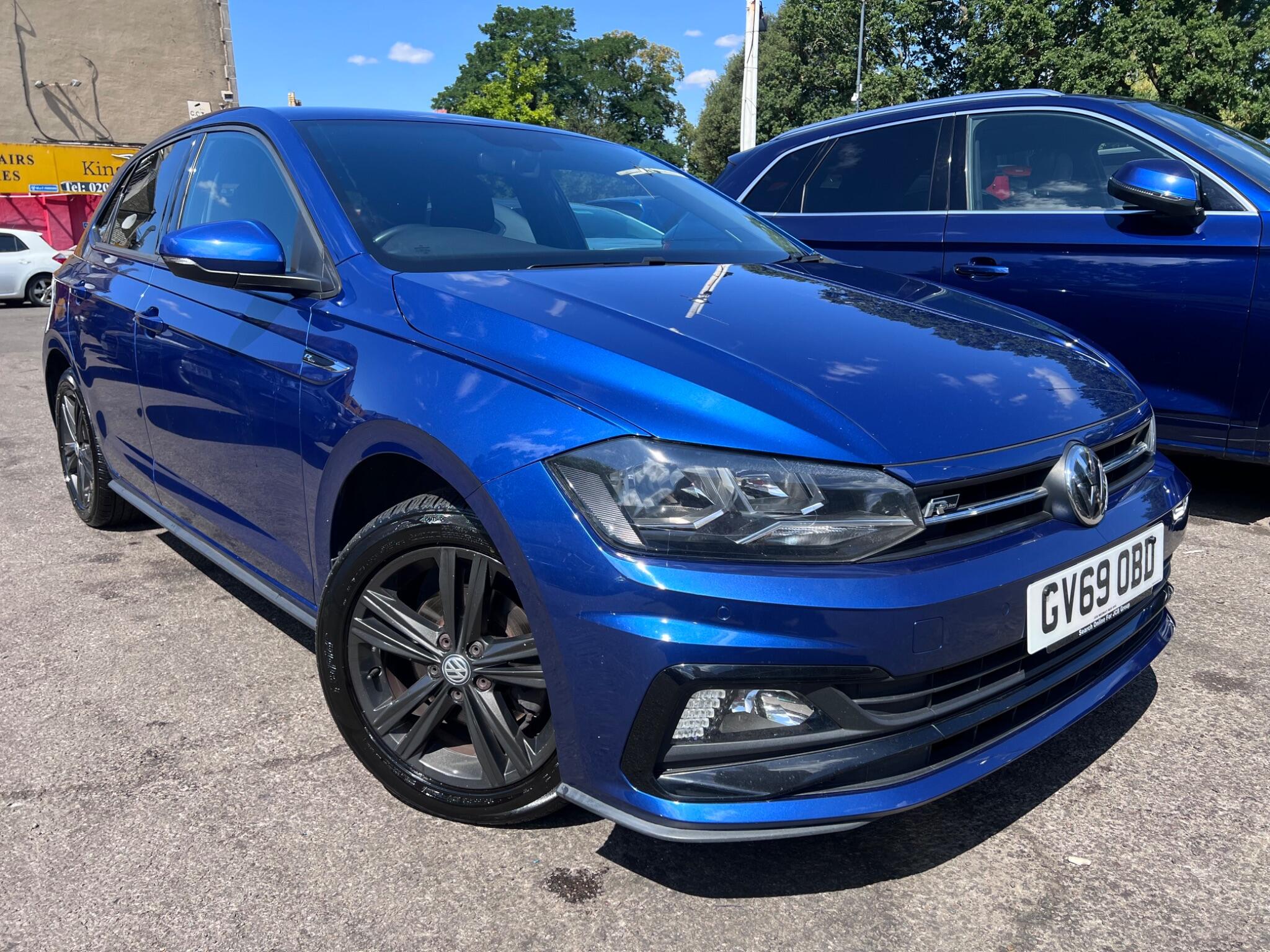 Volkswagen Polo view 4