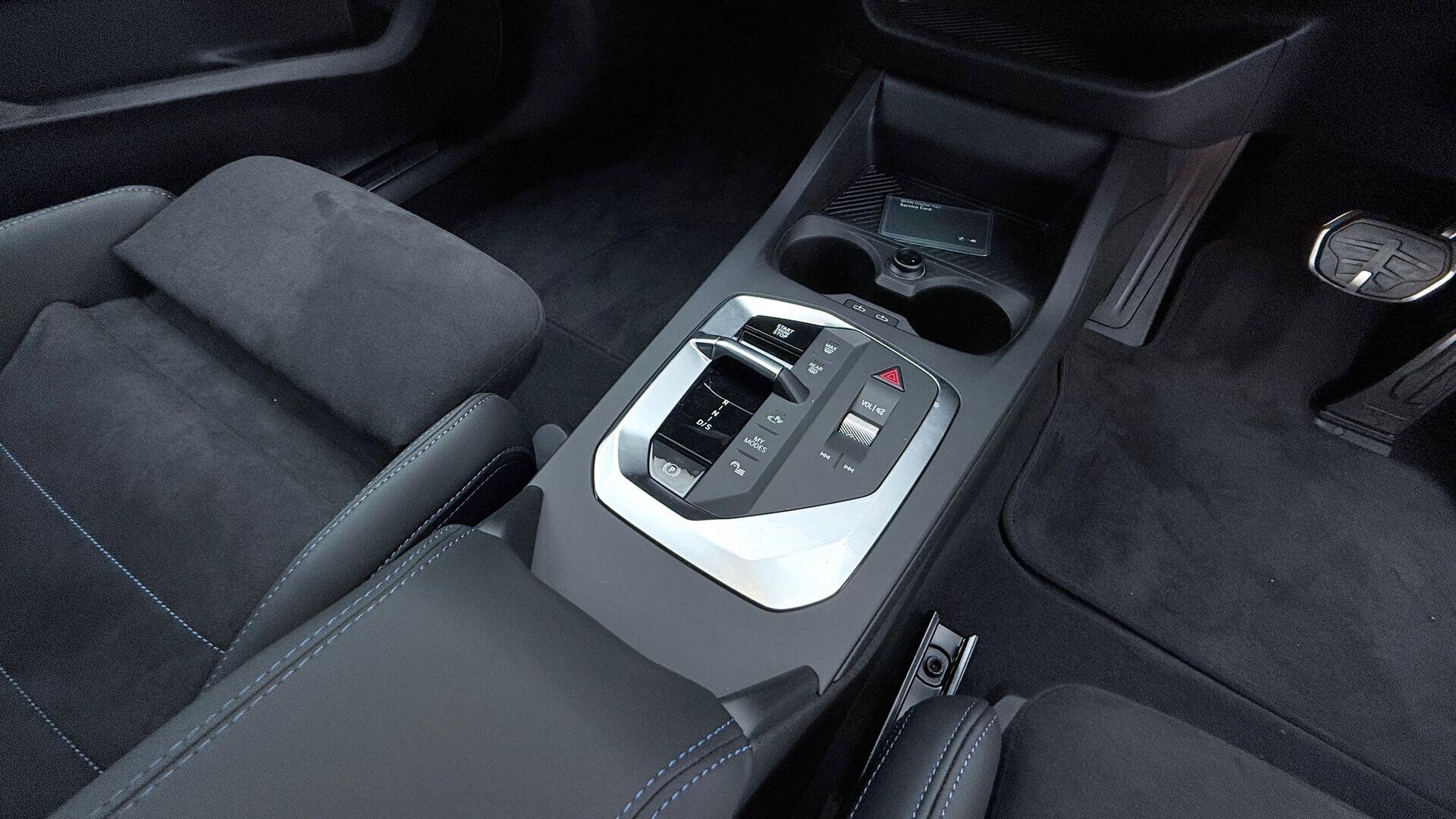 BMW 1 Series view 10