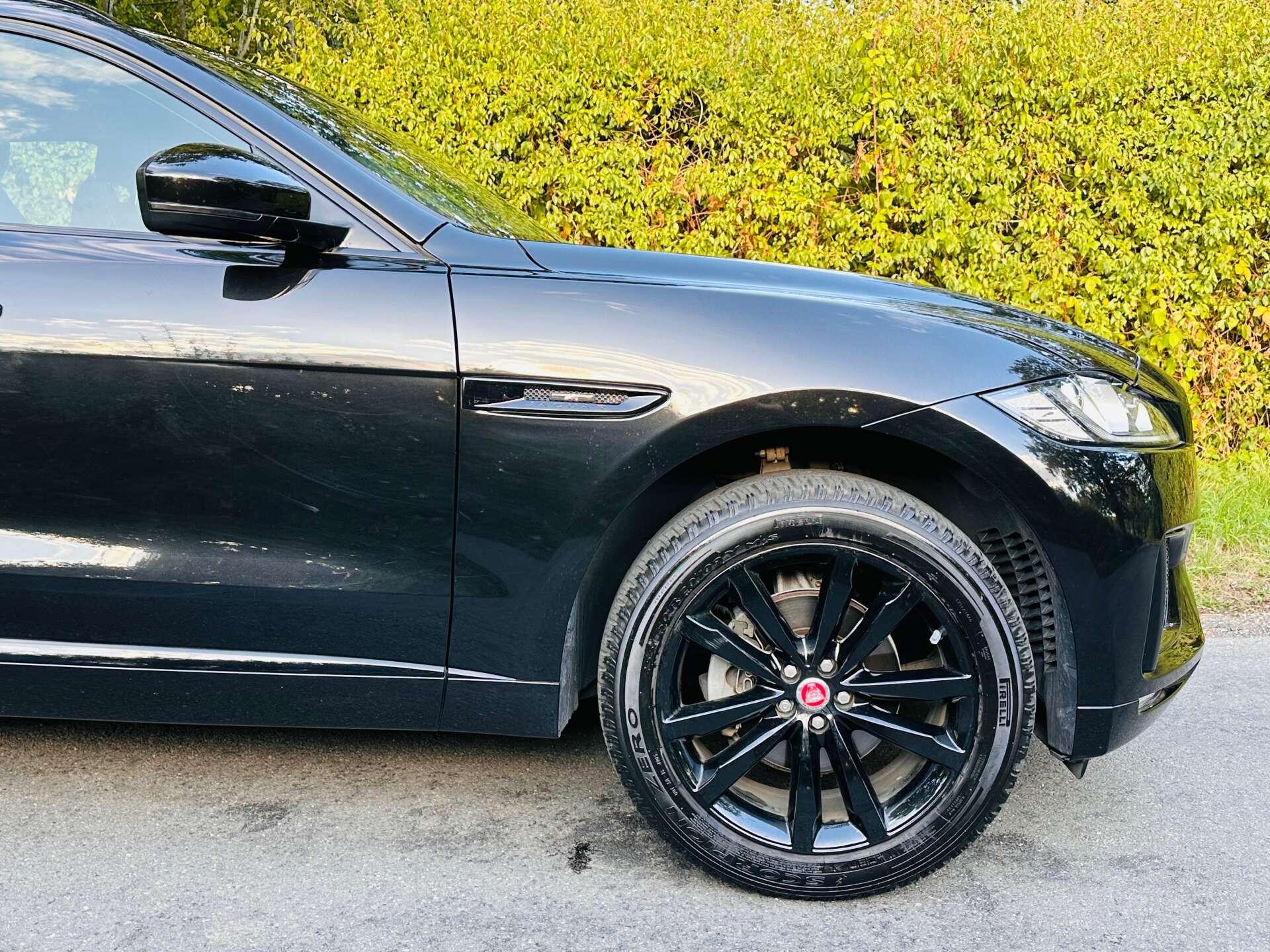 Jaguar F-Pace view 51