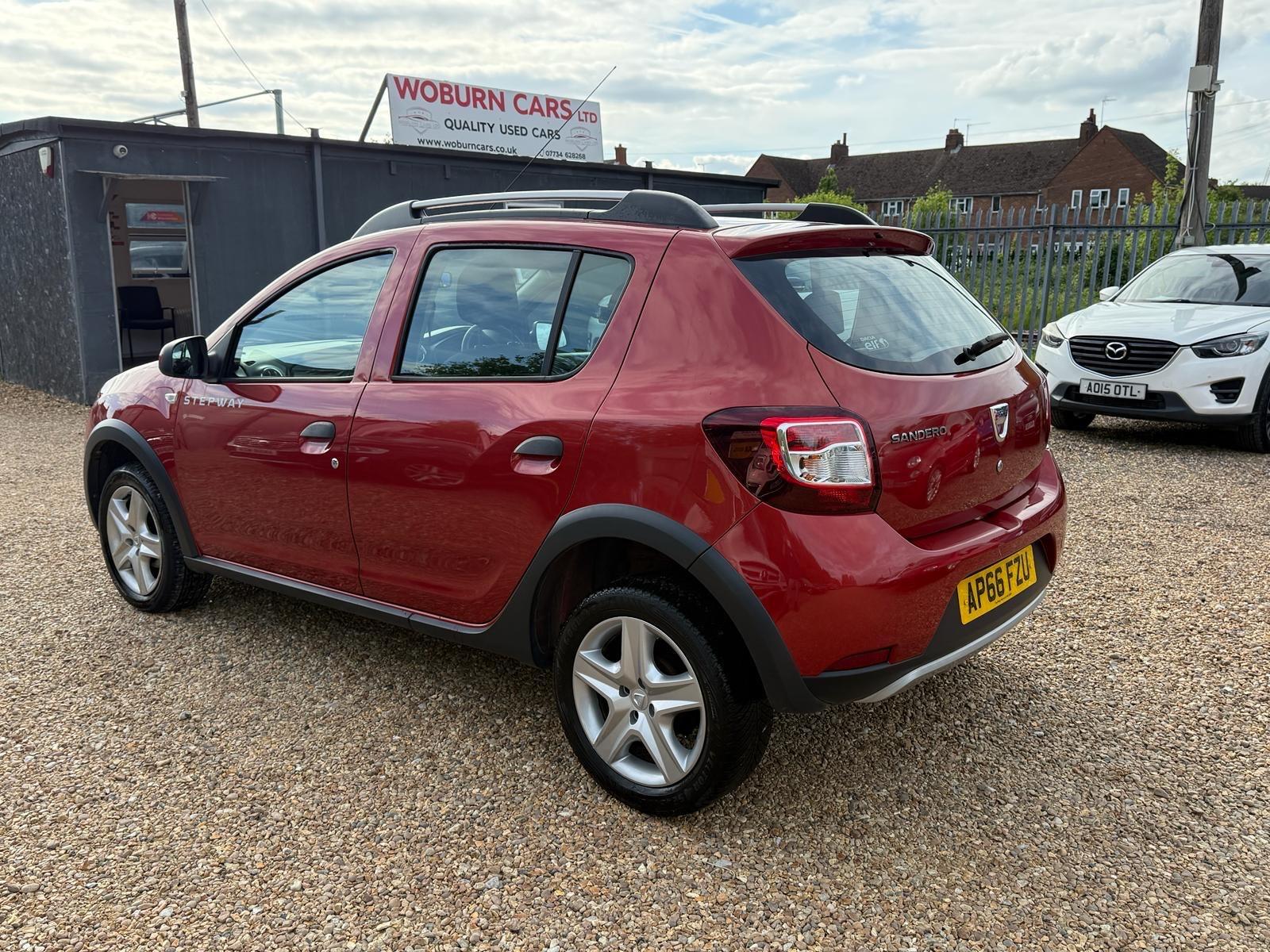 Dacia Sandero Stepway view 7