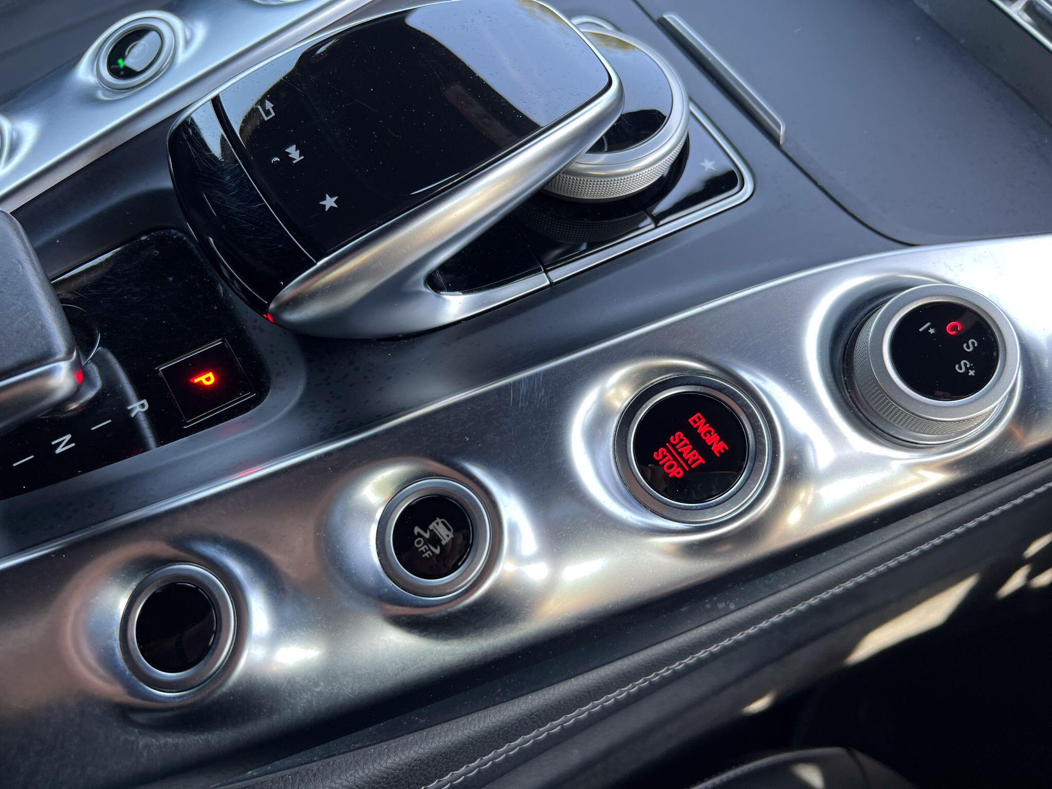 Mercedes-Benz Amg GT view 30