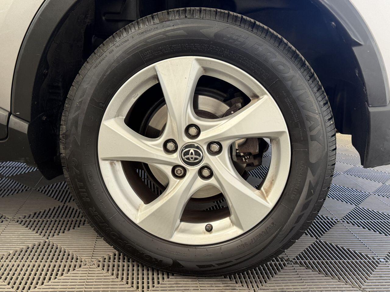 Toyota C-HR view 20