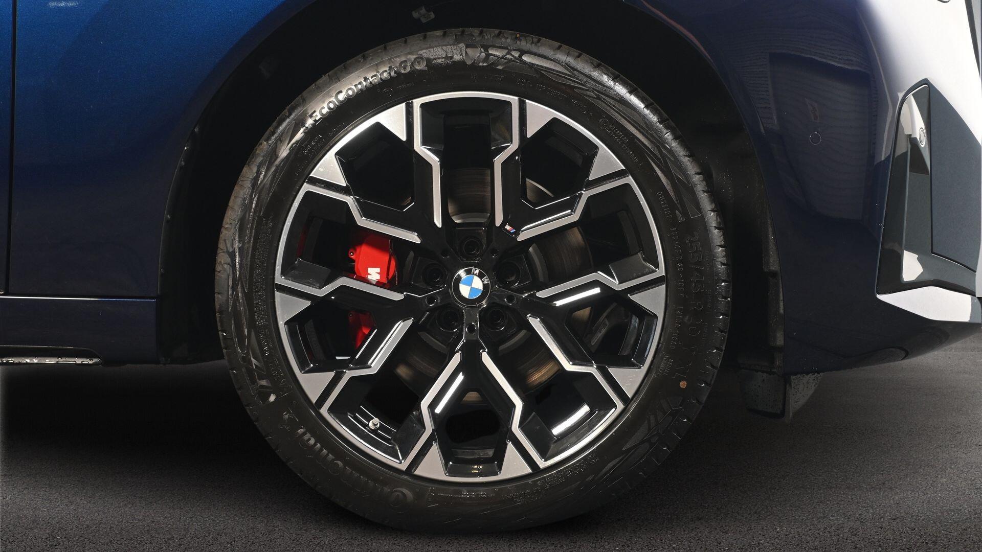 BMW X3 view 14