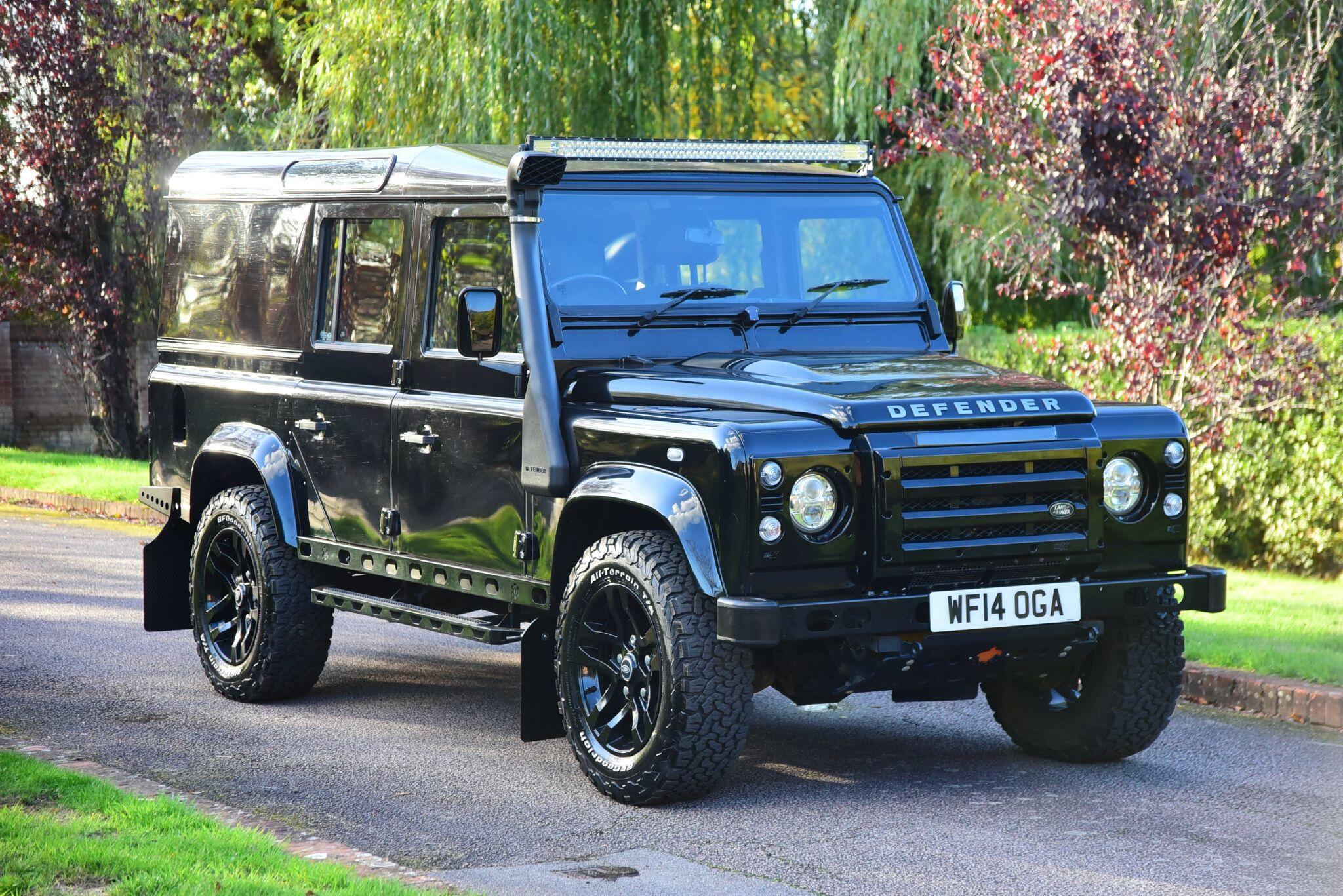Land Rover Defender 110