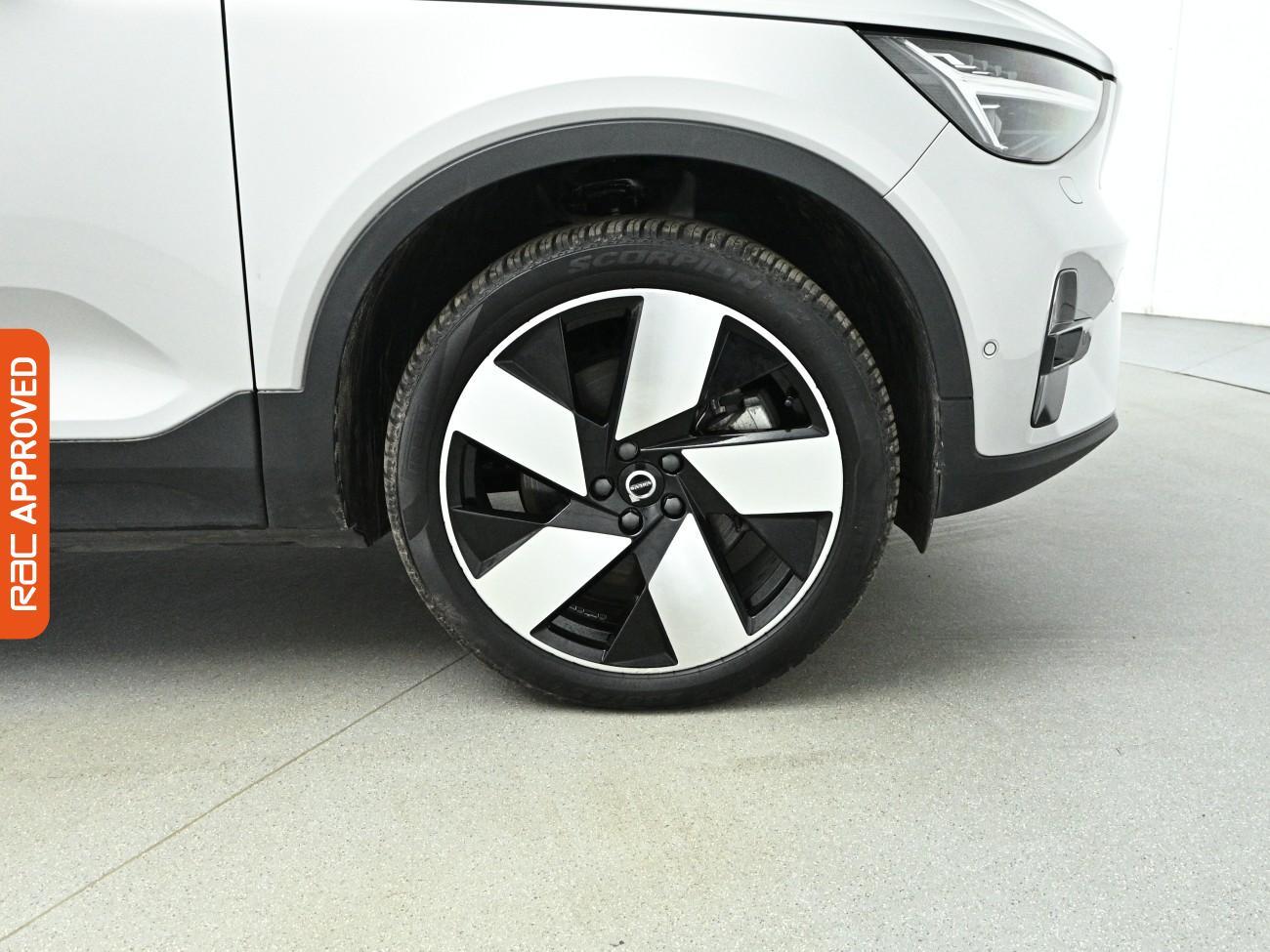 Volvo C40 view 32