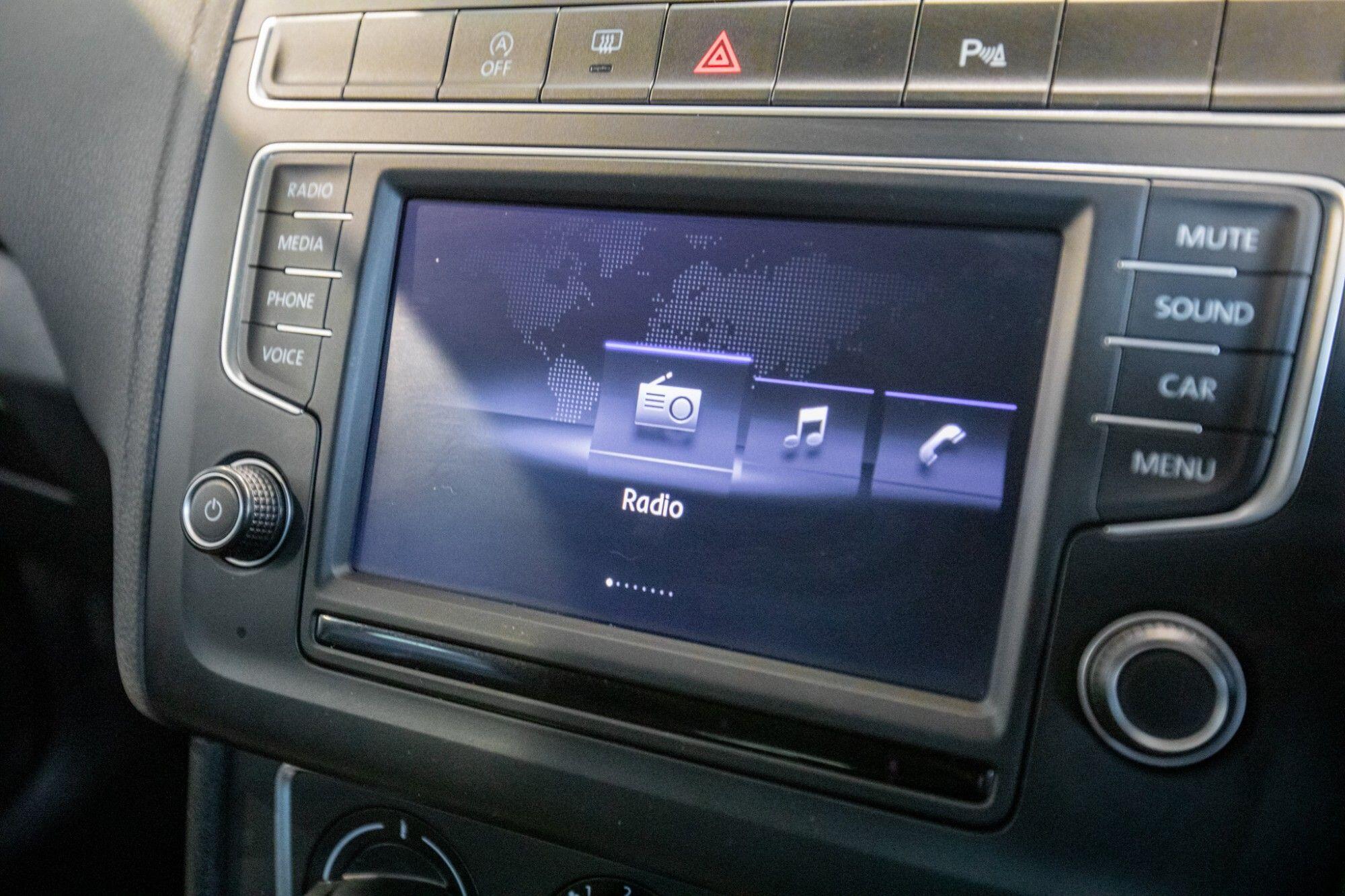 Volkswagen Polo view 27