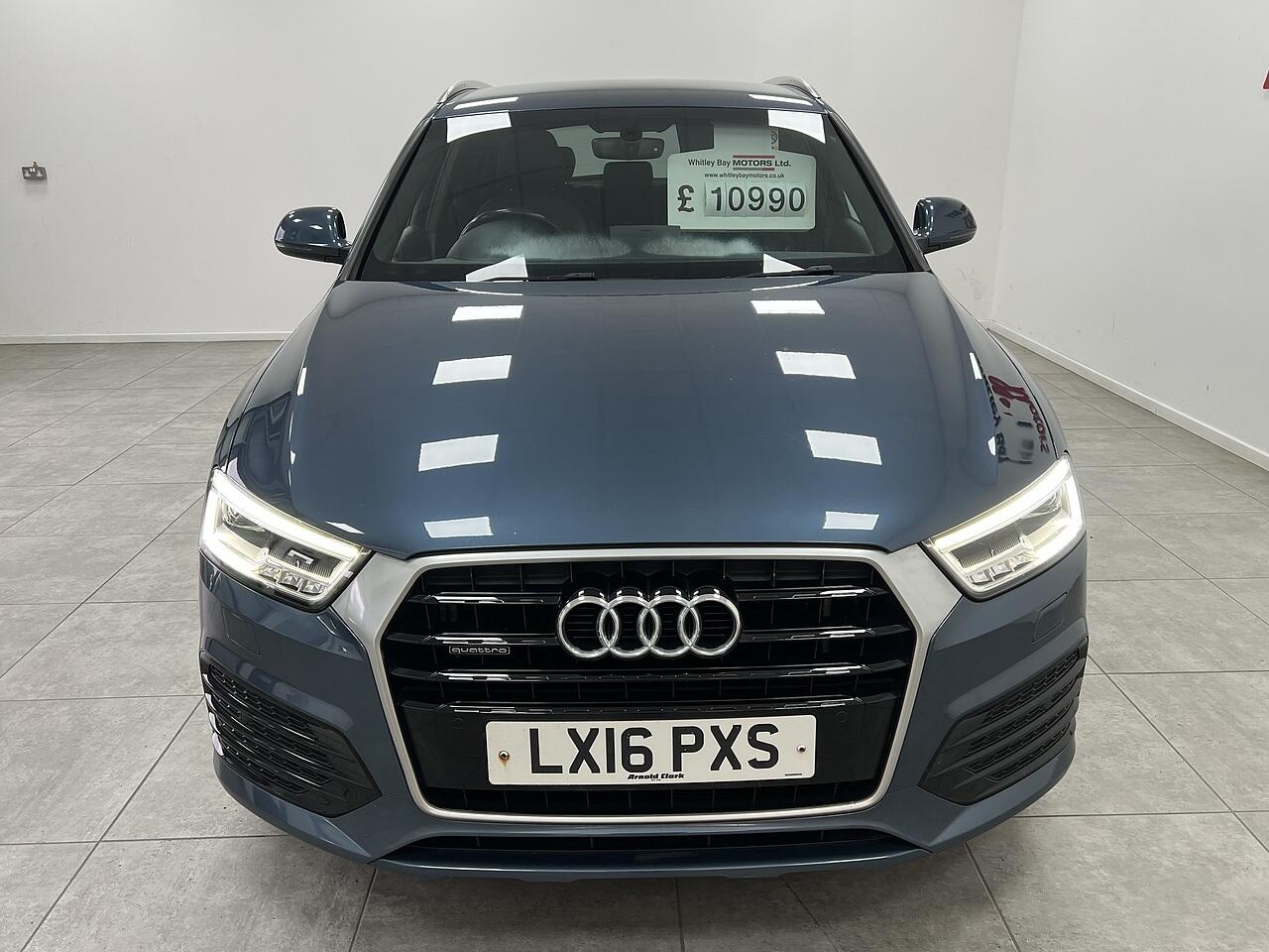 Audi Q3 view 7